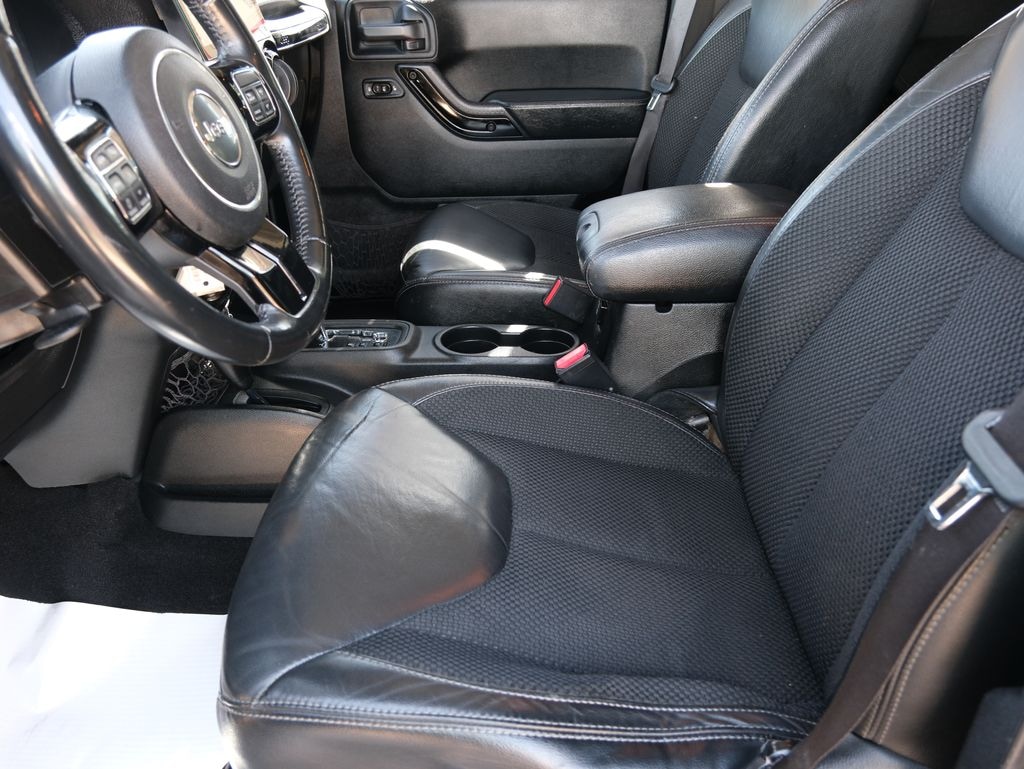 Used 2017 Jeep Wrangler JK Unlimited Sahara 4x4 SUV