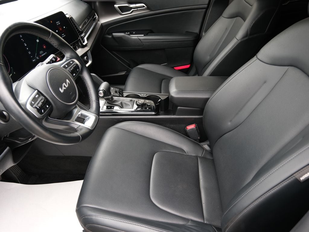 Used 2024 Kia Sportage EX SUV