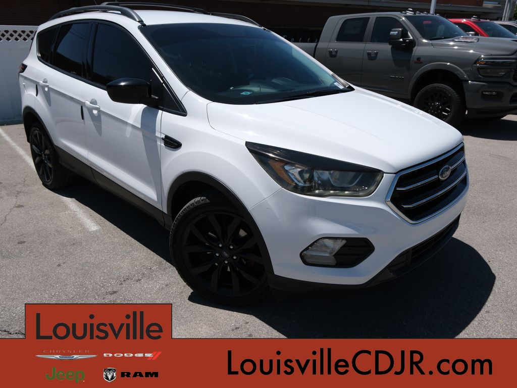 2017 Ford Escape SE's photo