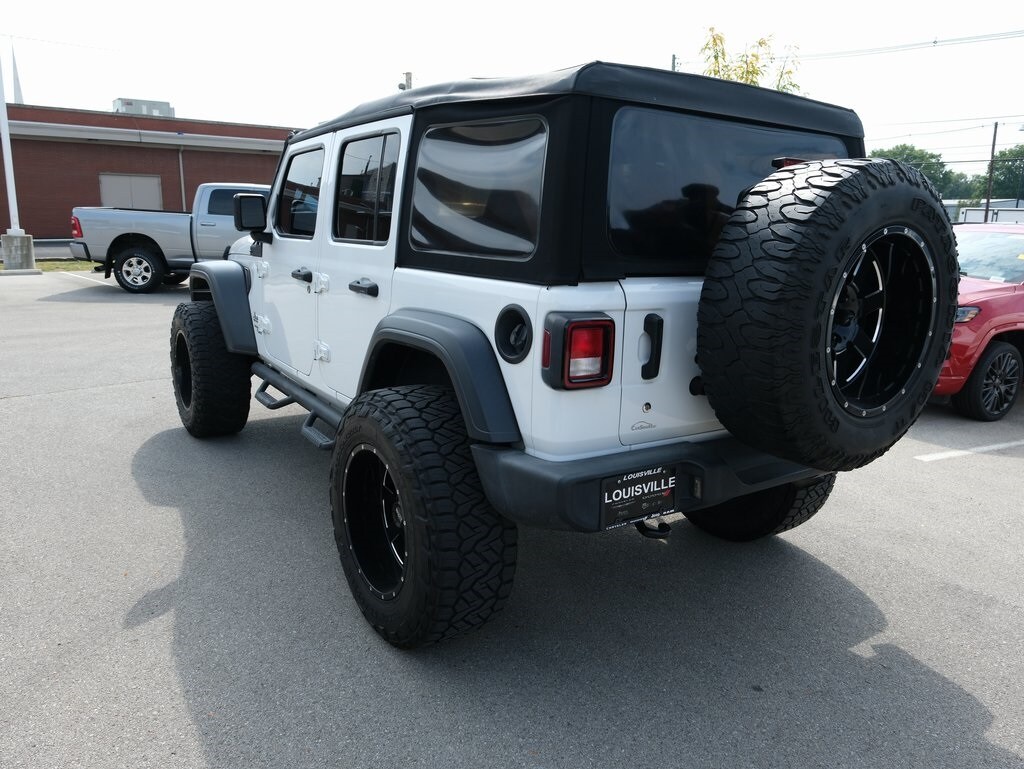 2019 Jeep Wrangler Unlimited Sport photo 3