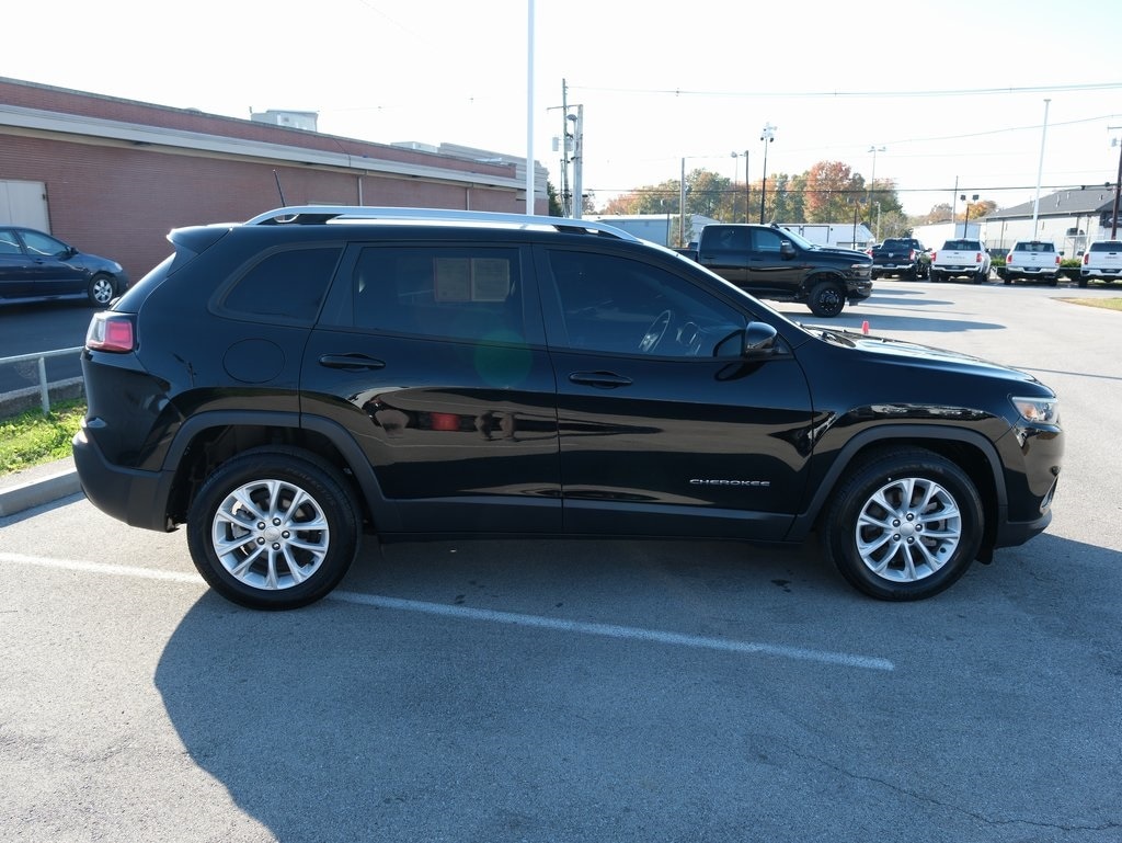 Used 2021 Jeep Cherokee Latitude SUV