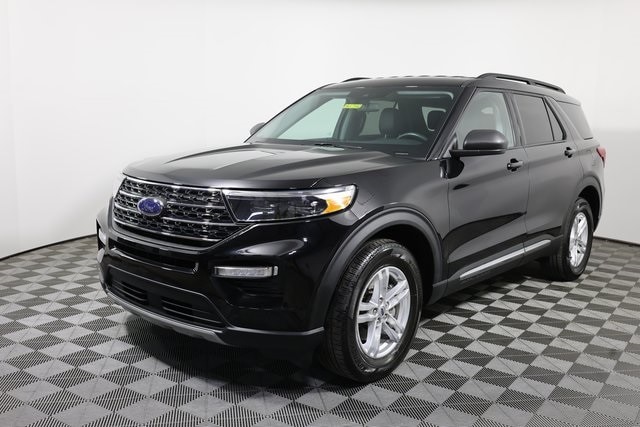 2022 Ford Explorer XLT 4WD's photo
