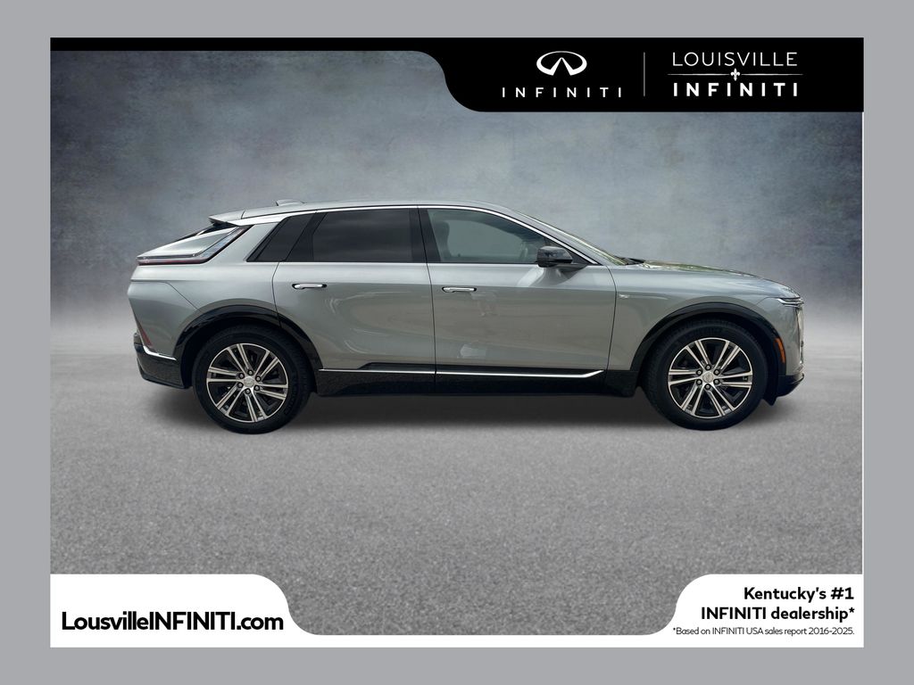 2024 Cadillac LYRIQ Luxury 1
