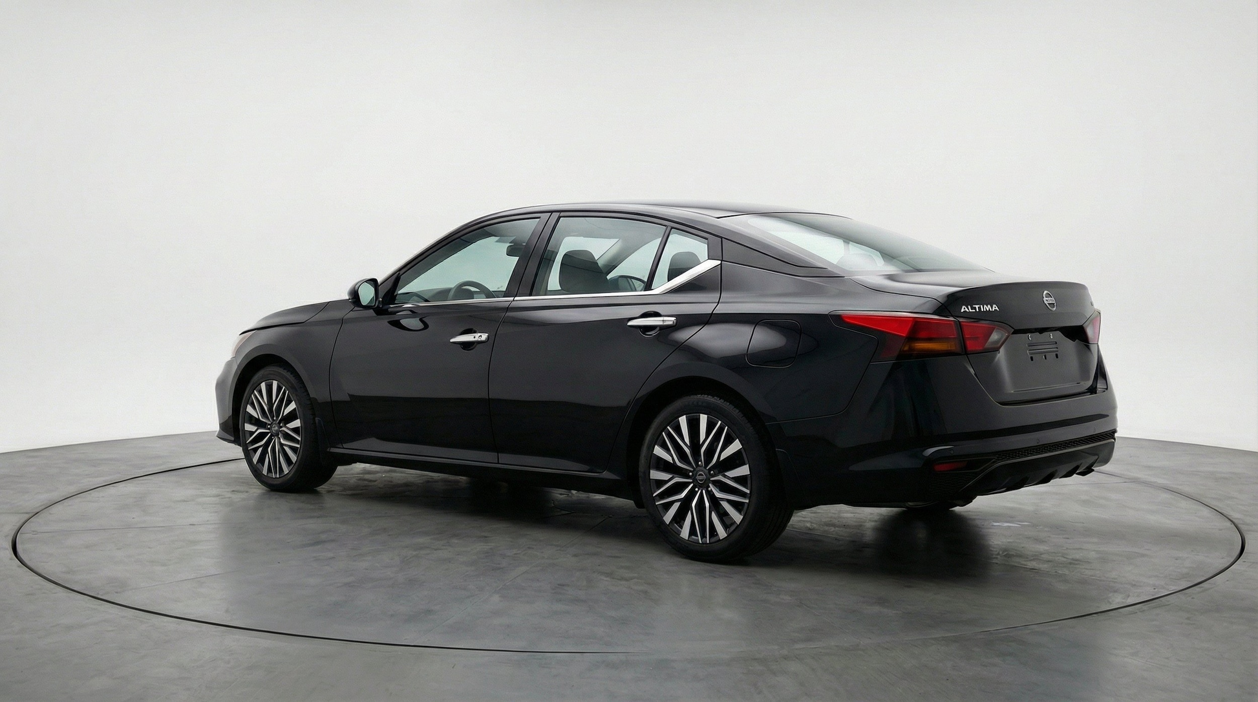 Thumbnail: 2025 Nissan Altima - 6