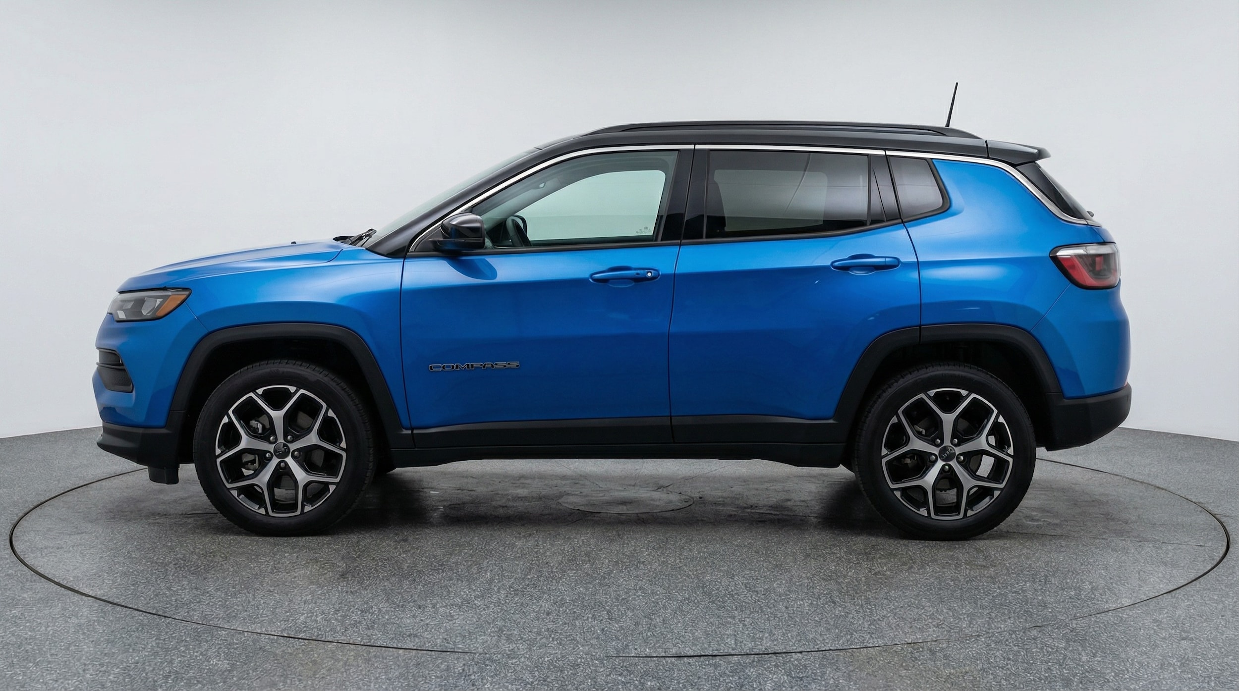 Thumbnail: 2025 Jeep Compass - 4