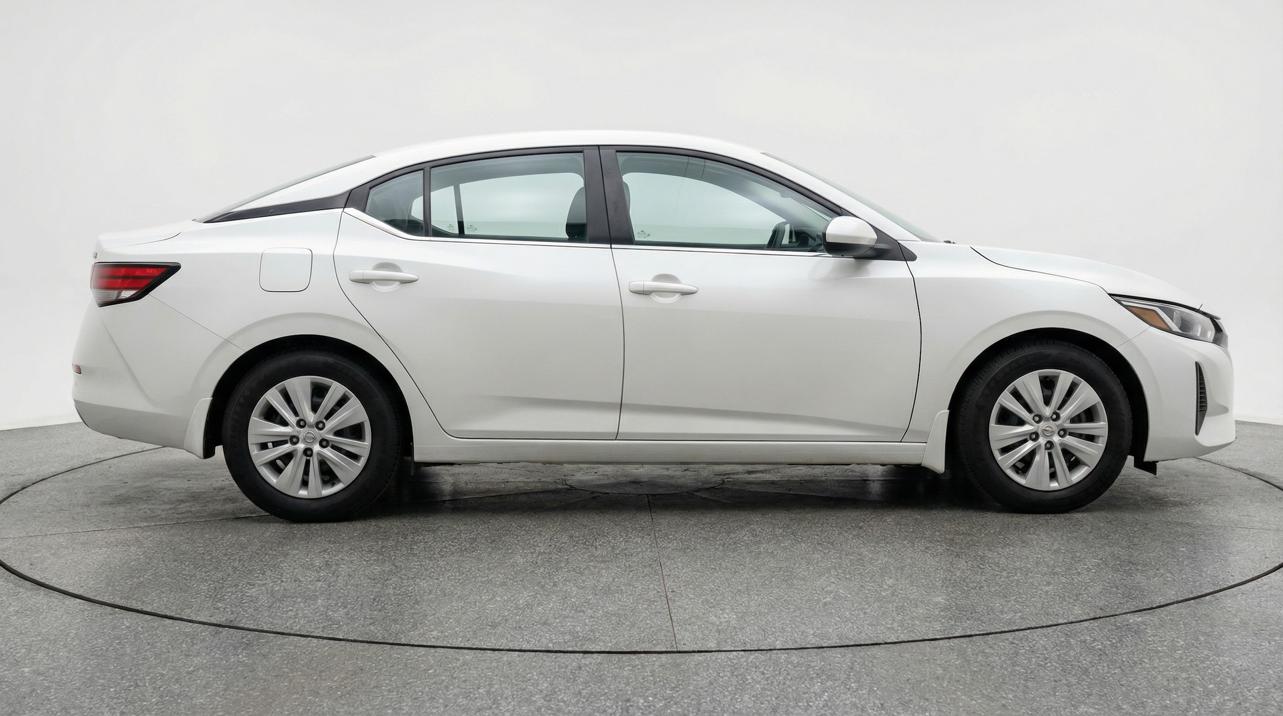 Thumbnail: 2025 Nissan Sentra - 8