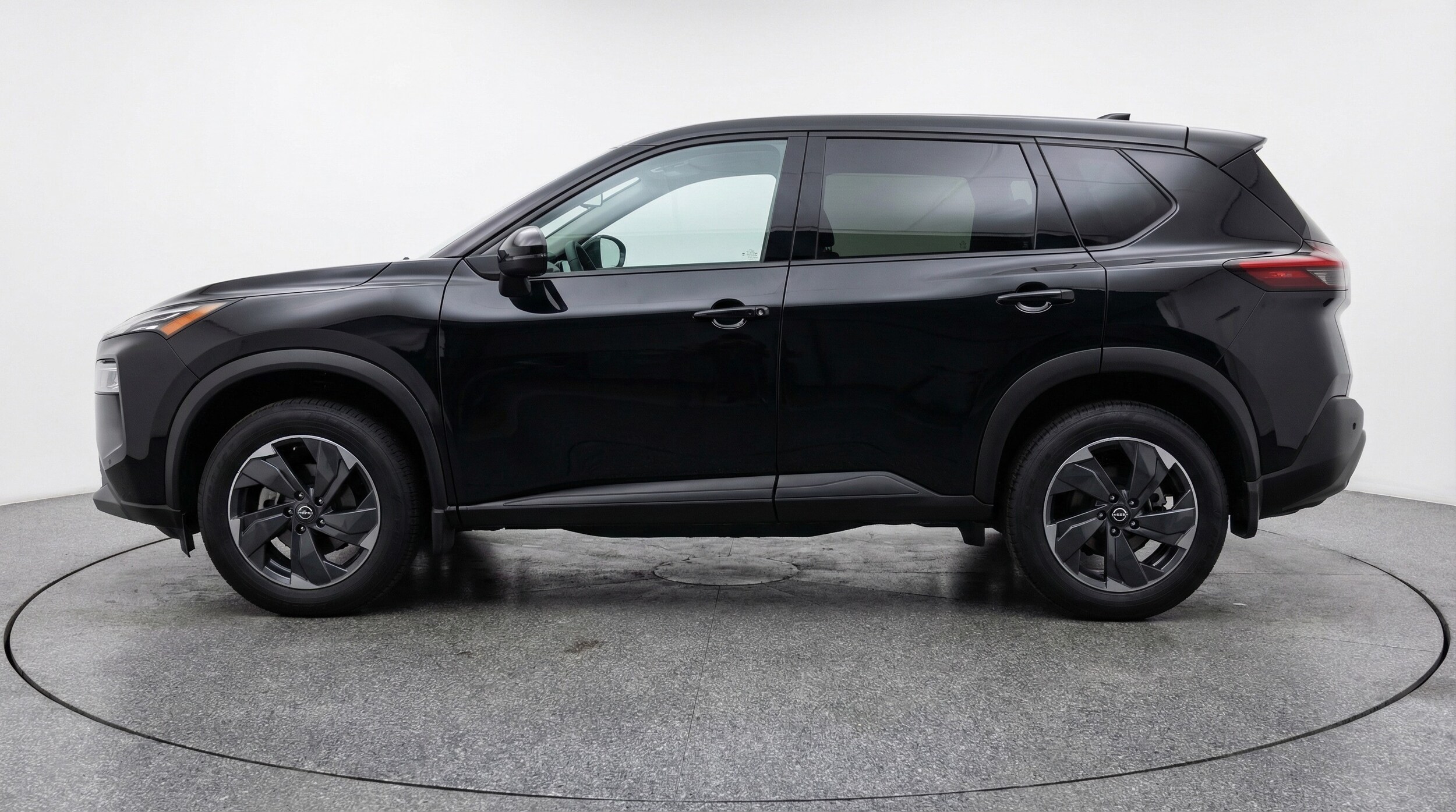 Thumbnail: 2025 Nissan Rogue - 4