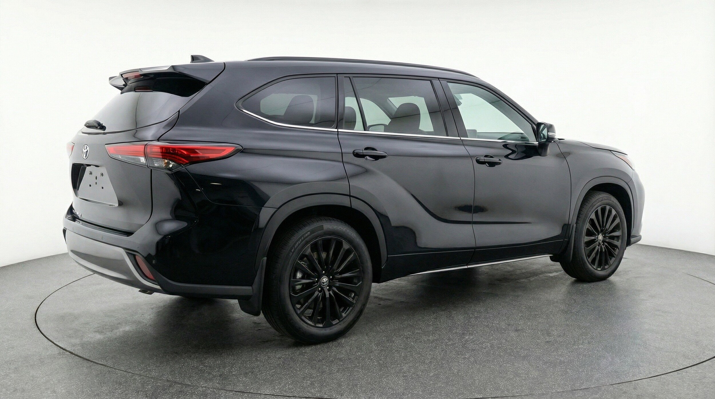 Thumbnail: 2025 Toyota Highlander - 9