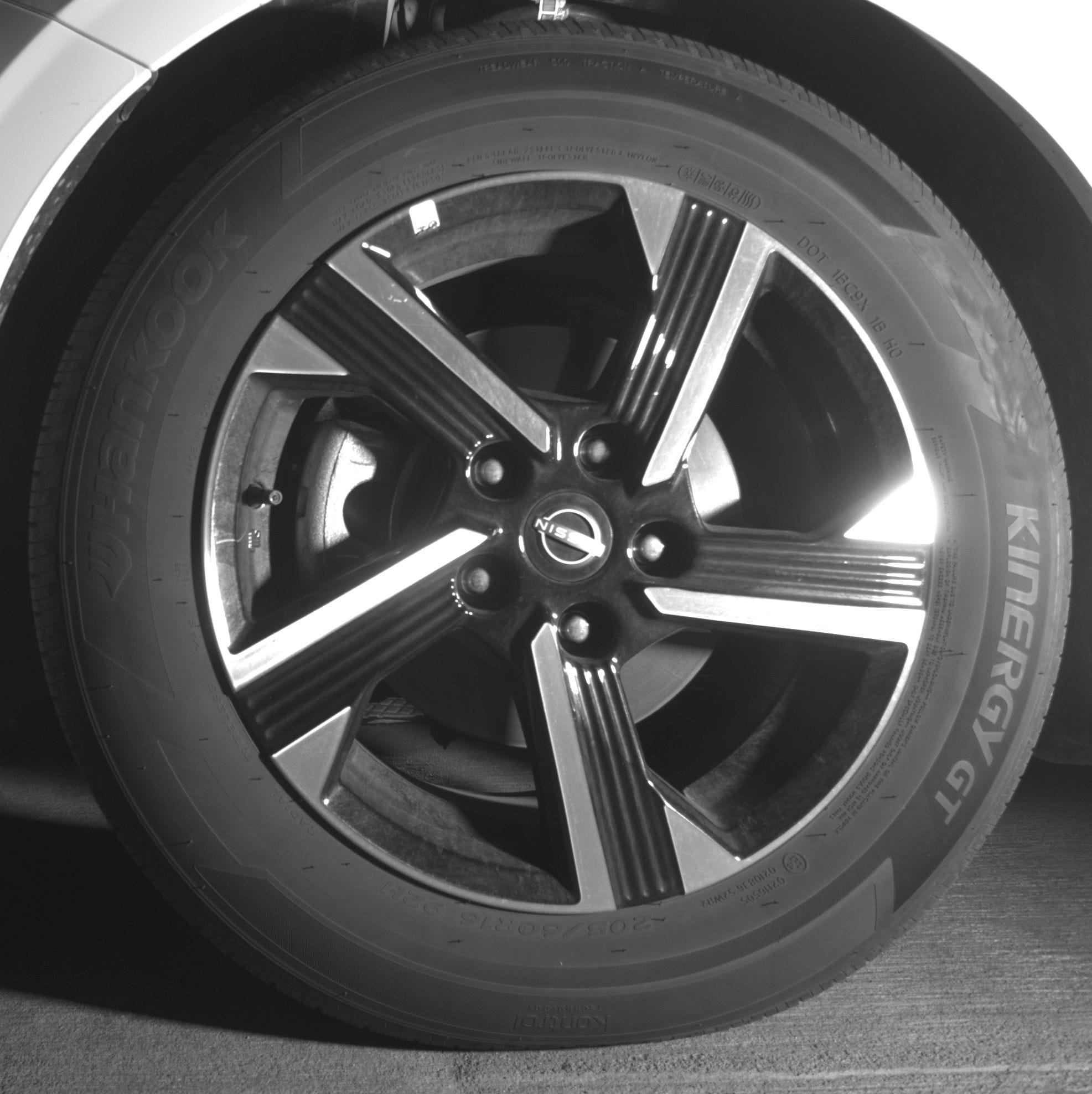 Thumbnail: 2025 Nissan Sentra - 9