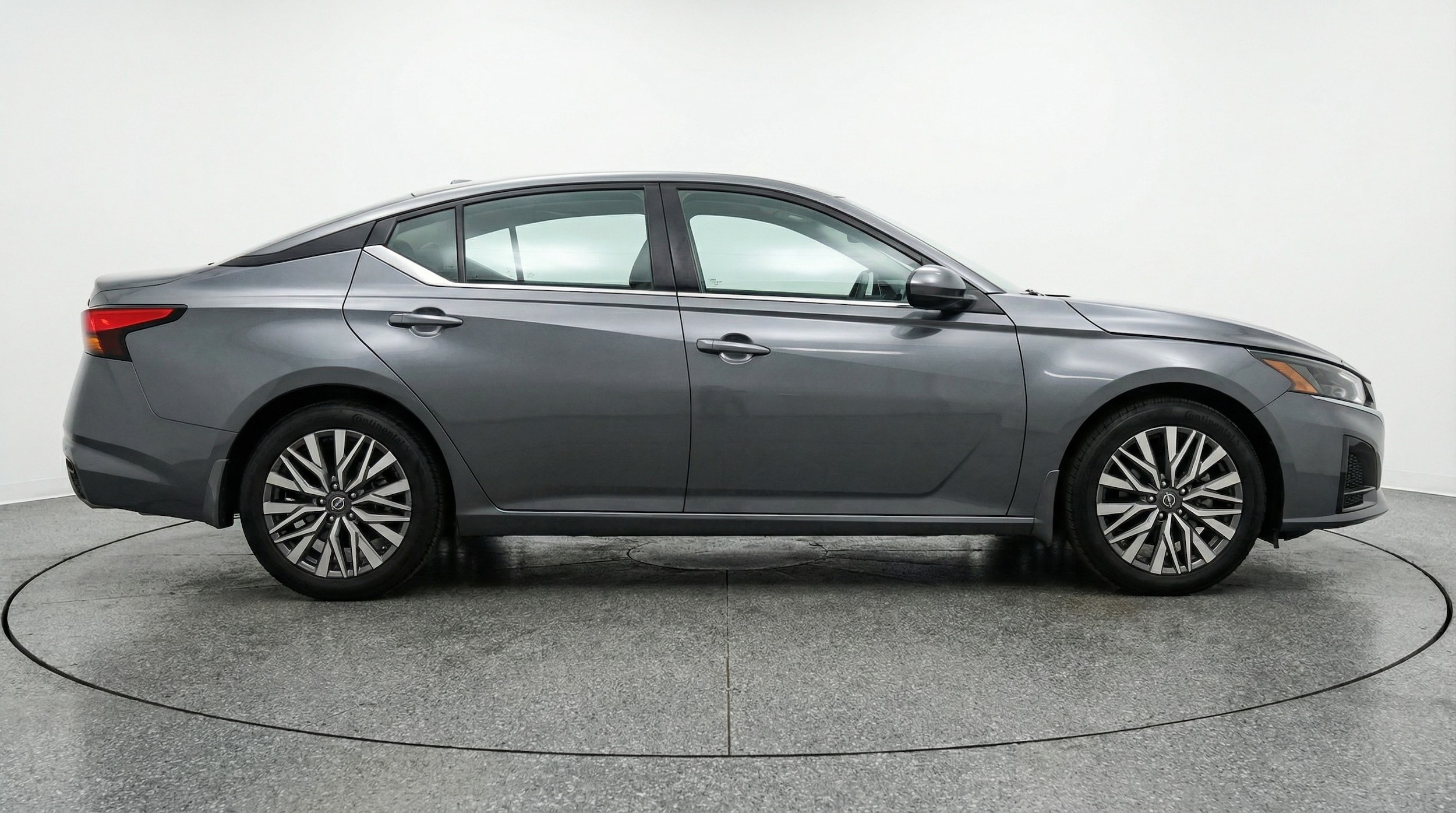 Thumbnail: 2025 Nissan Altima - 8