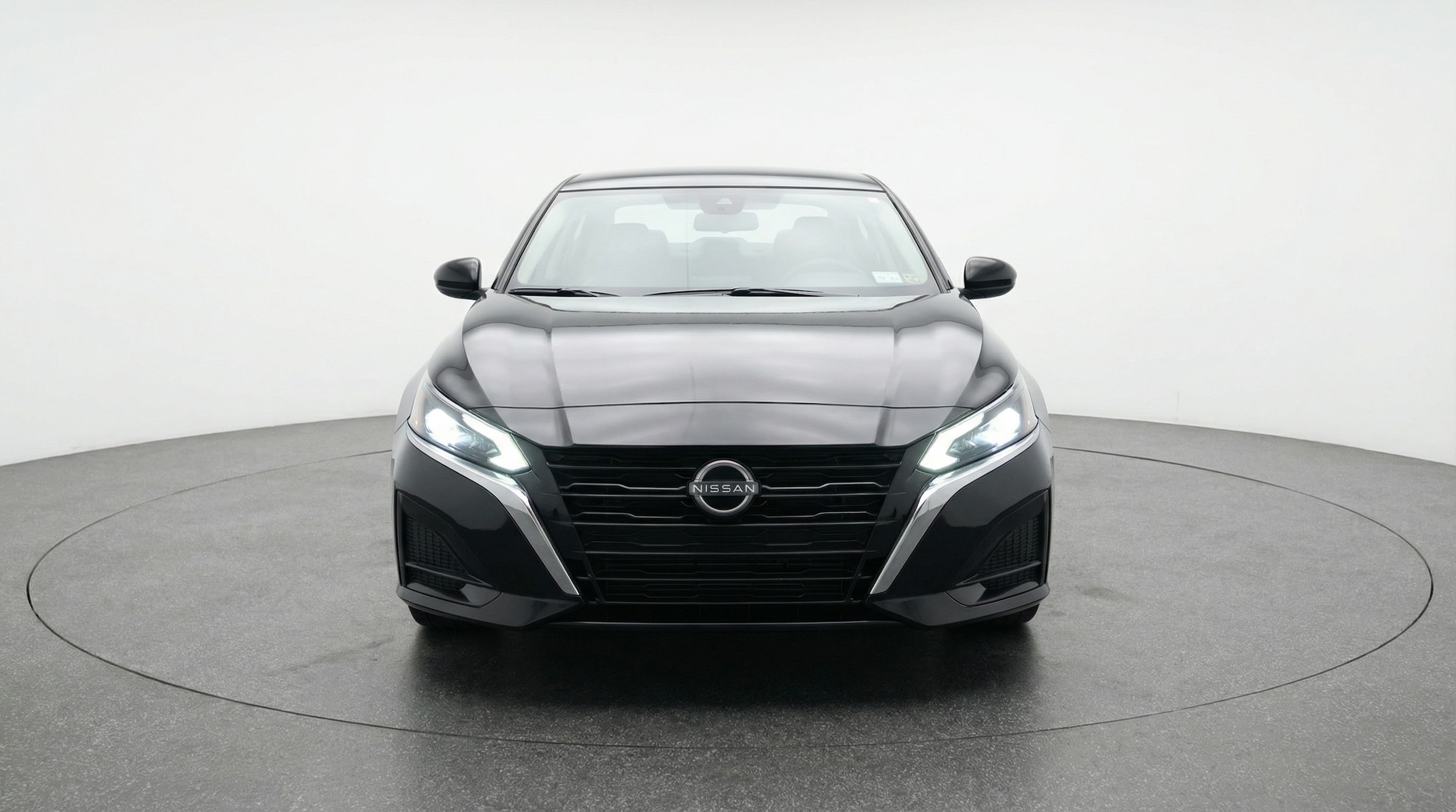 Thumbnail: 2025 Nissan Altima - 2