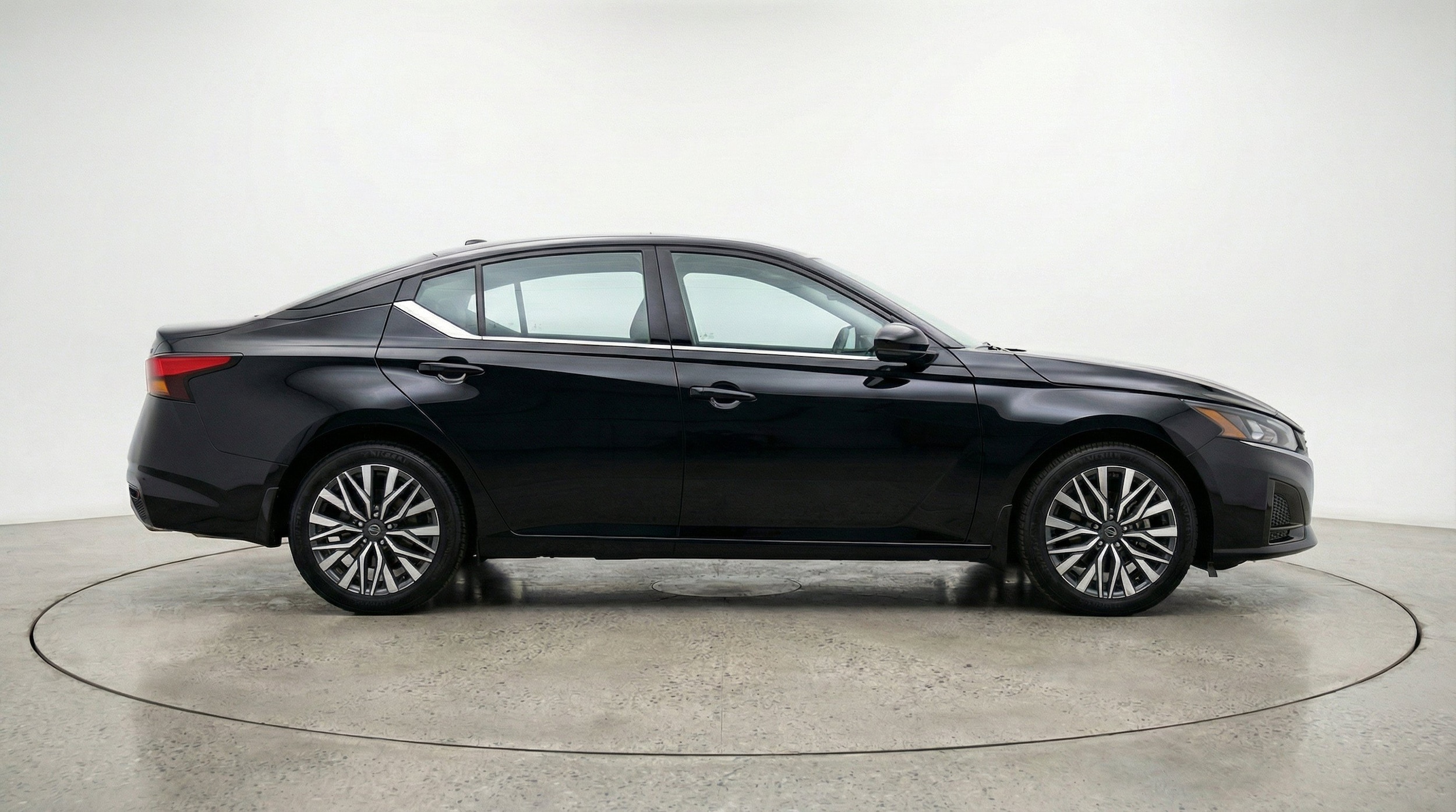 Thumbnail: 2025 Nissan Altima - 11