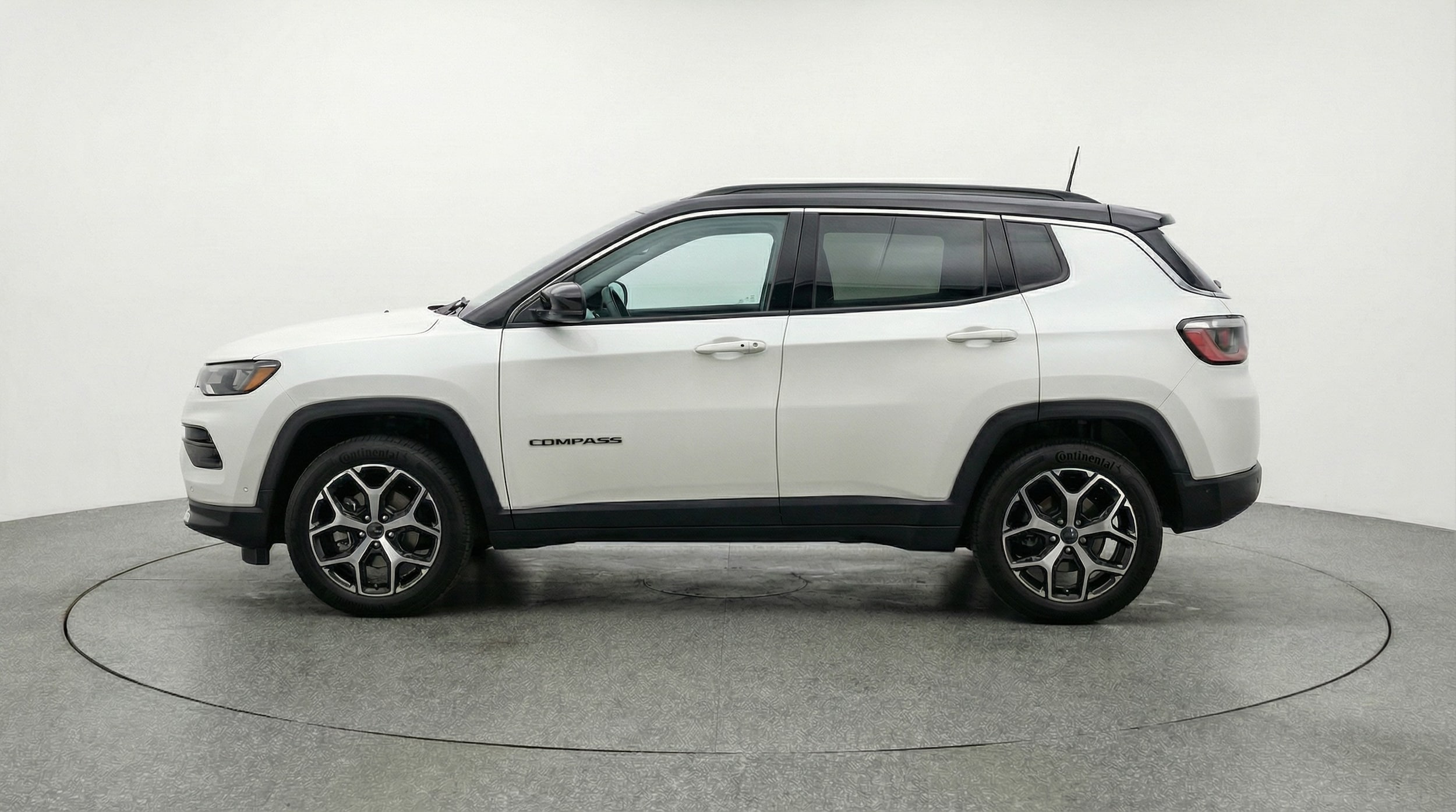 Thumbnail: 2025 Jeep Compass - 4