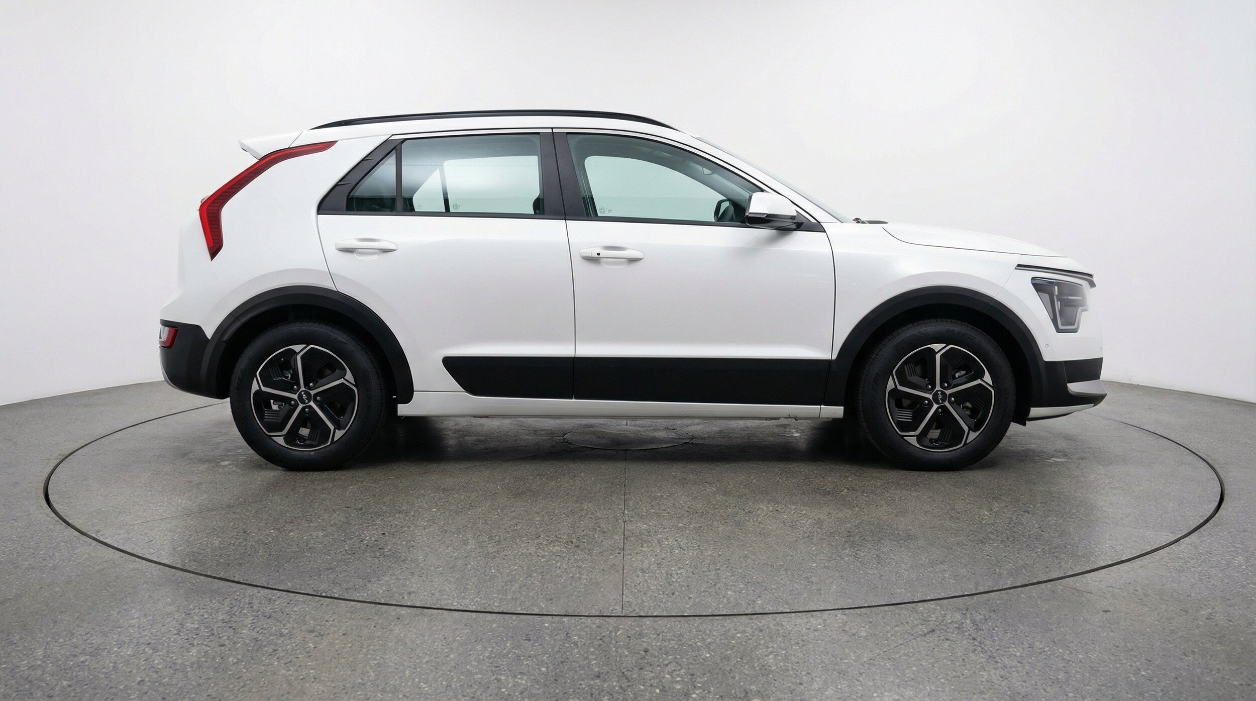Thumbnail: 2026 Kia Niro - 11