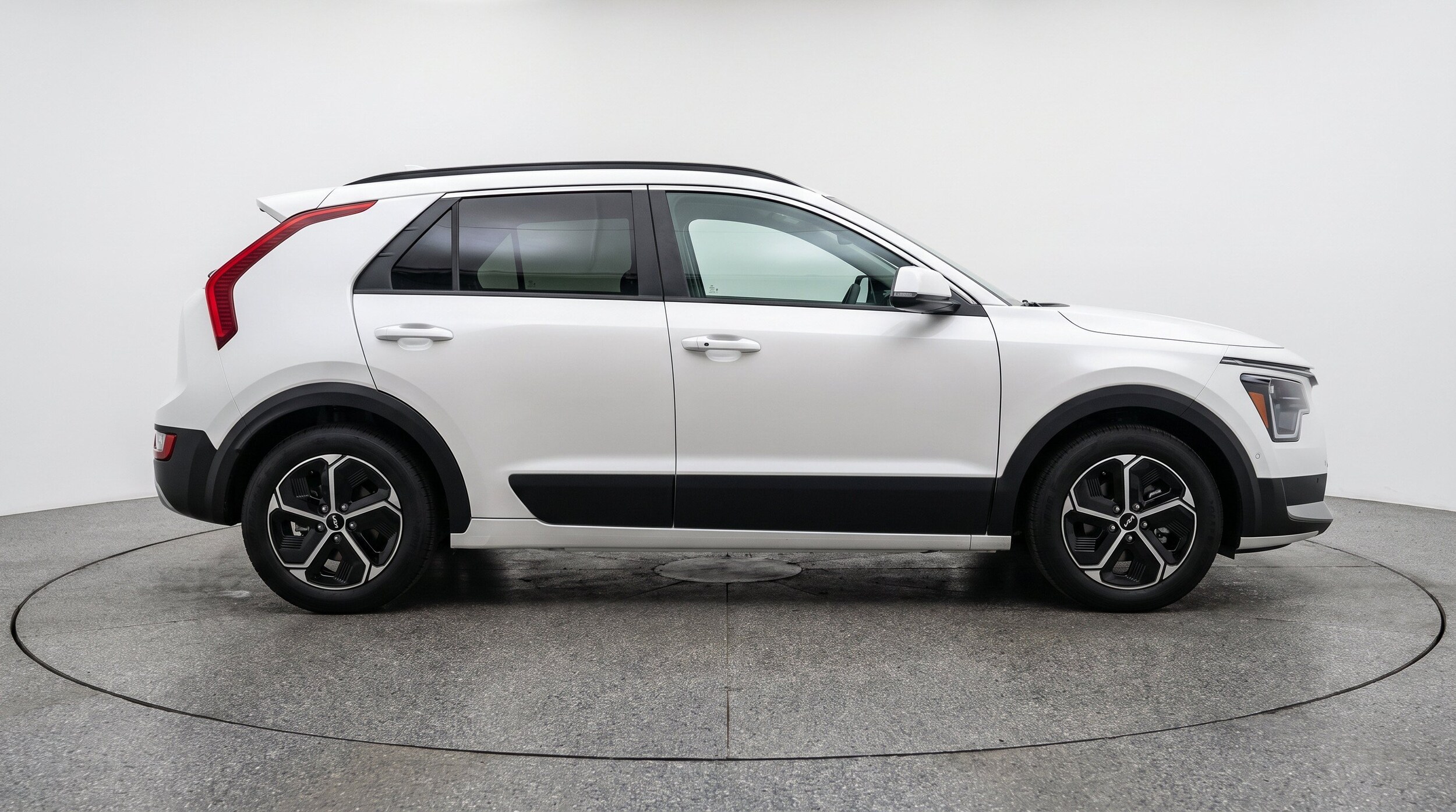 Thumbnail: 2026 Kia Niro - 11