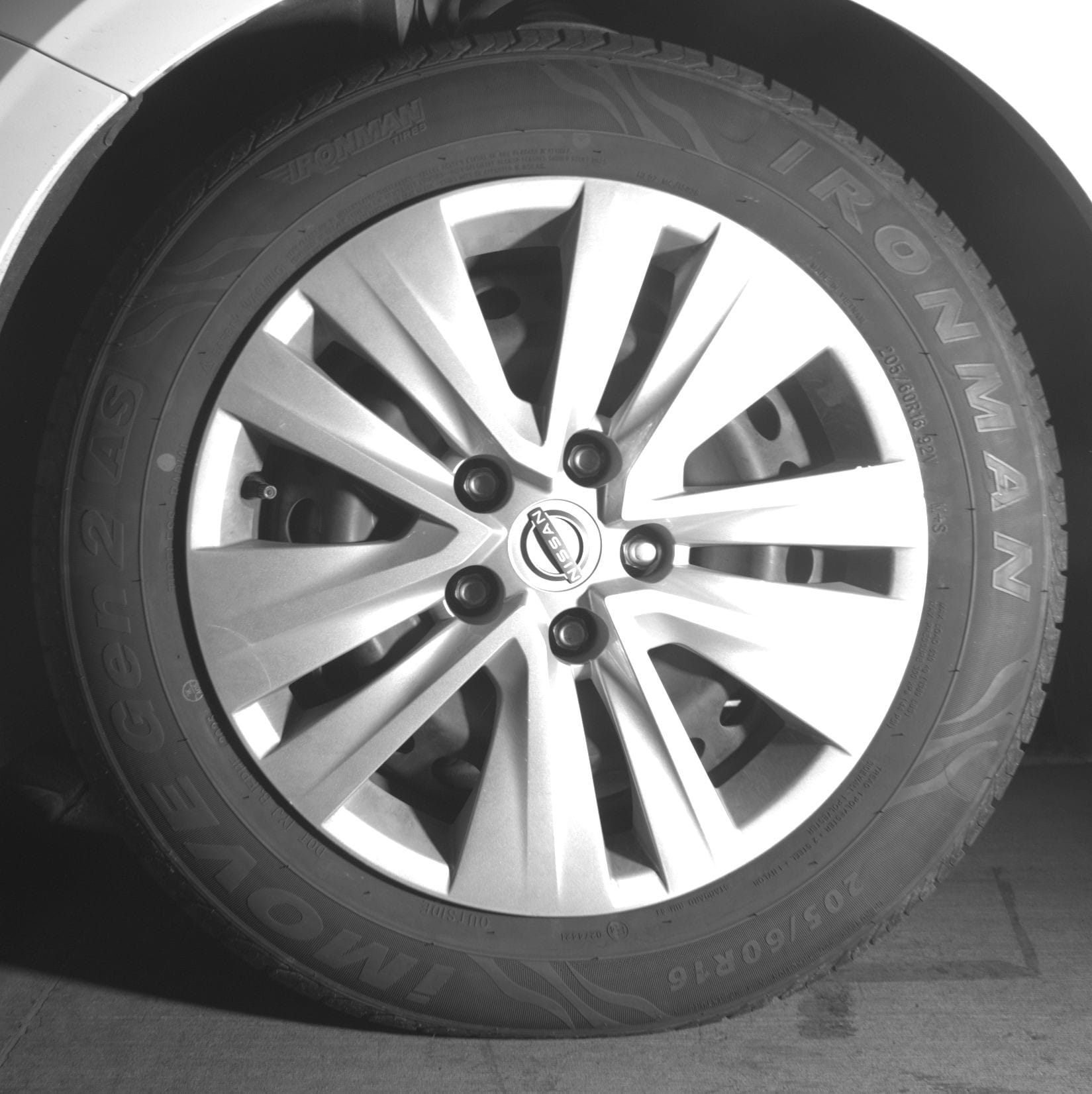 Thumbnail: 2025 Nissan Sentra - 9