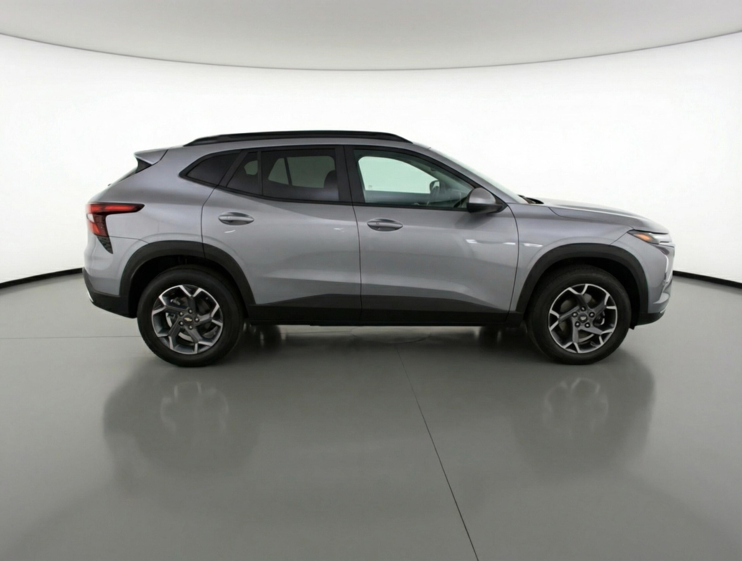 Thumbnail: 2025 Chevrolet Trax - 8