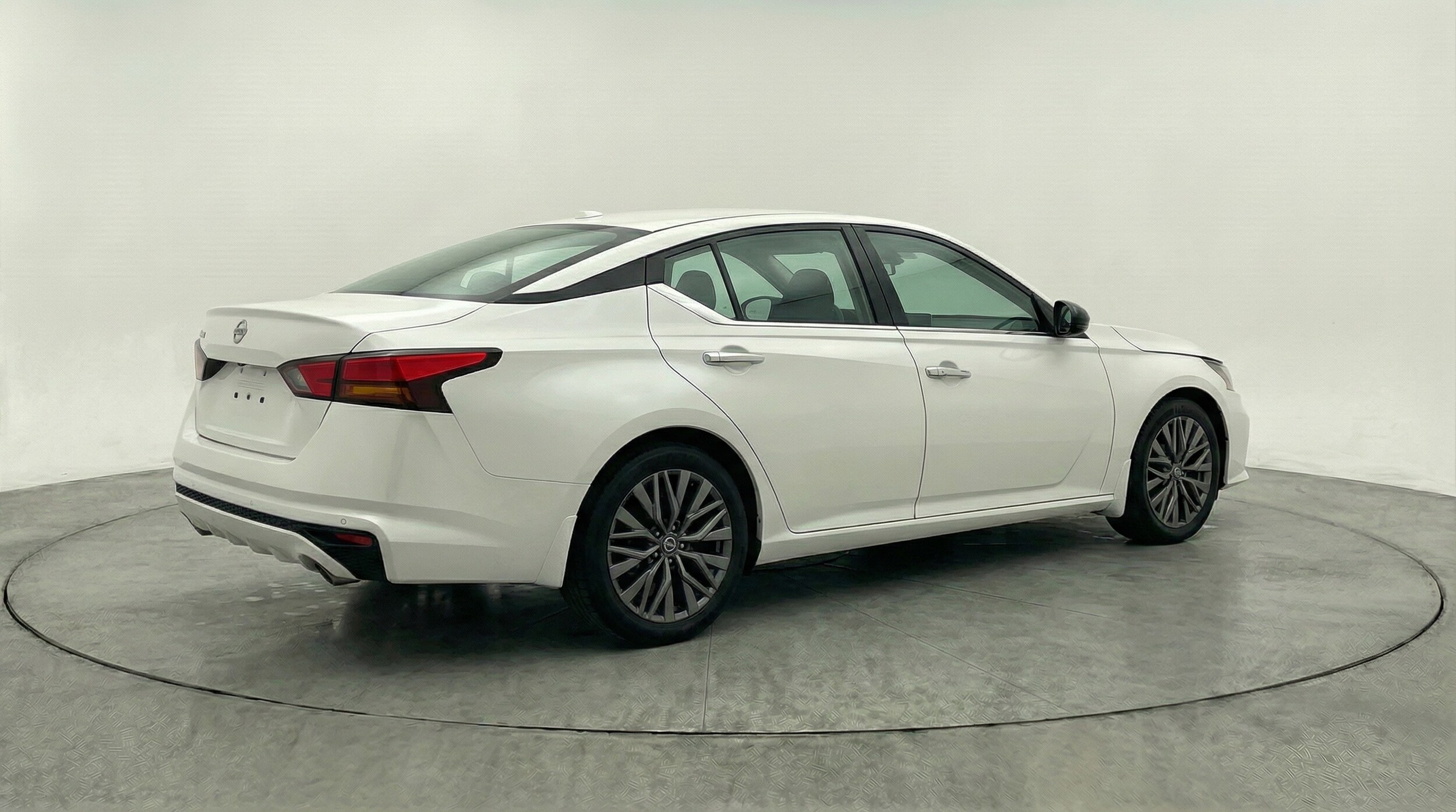 Thumbnail: 2025 Nissan Altima - 7