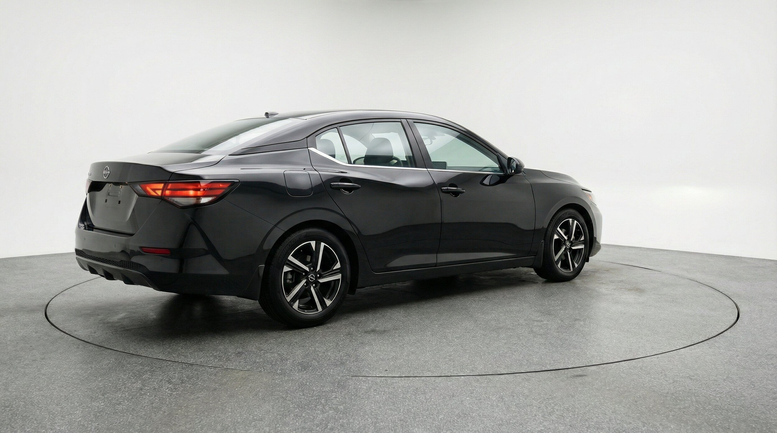 Thumbnail: 2025 Nissan Sentra - 9