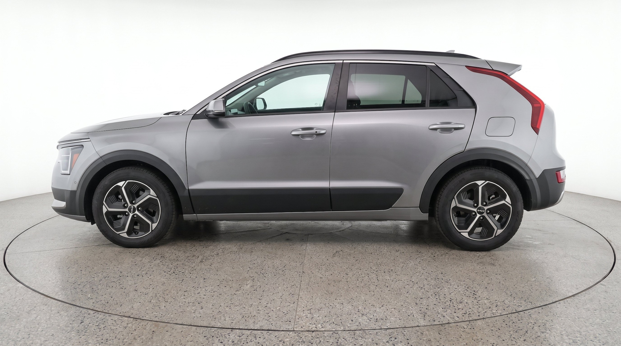 Thumbnail: 2026 Kia Niro - 5