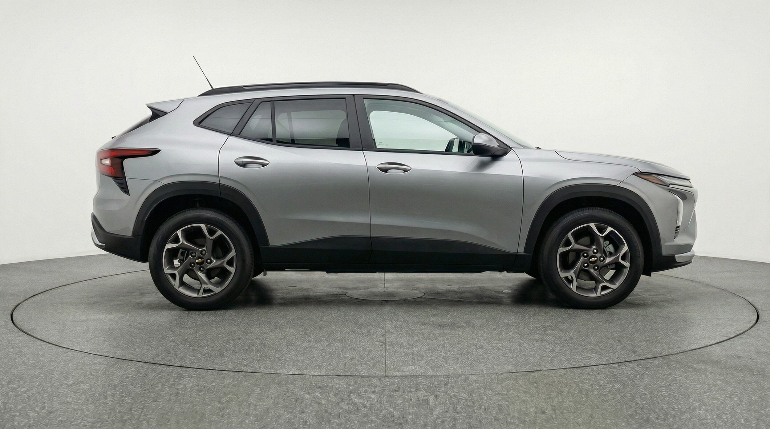 Thumbnail: 2025 Chevrolet Trax - 8