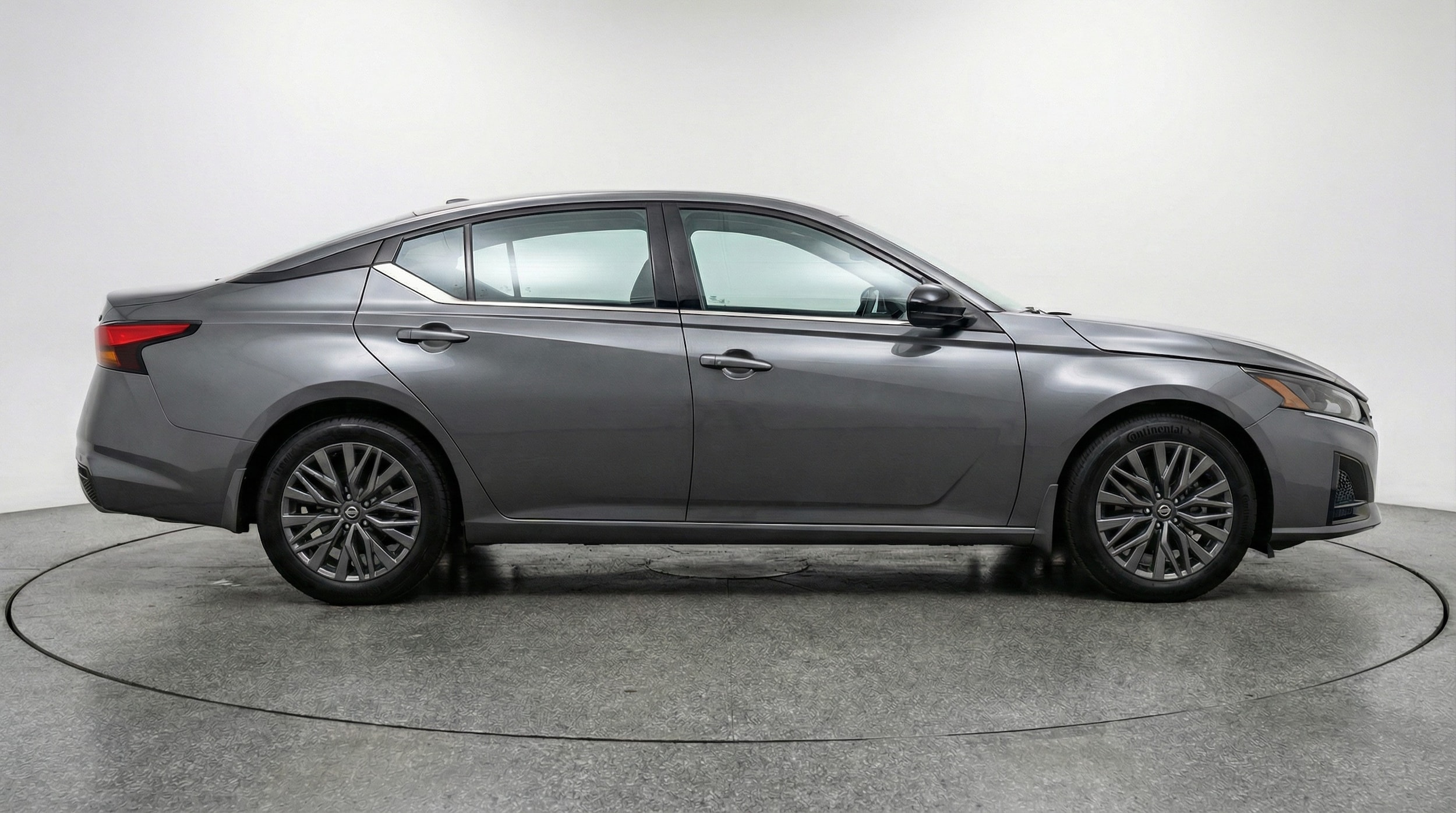 Thumbnail: 2025 Nissan Altima - 8