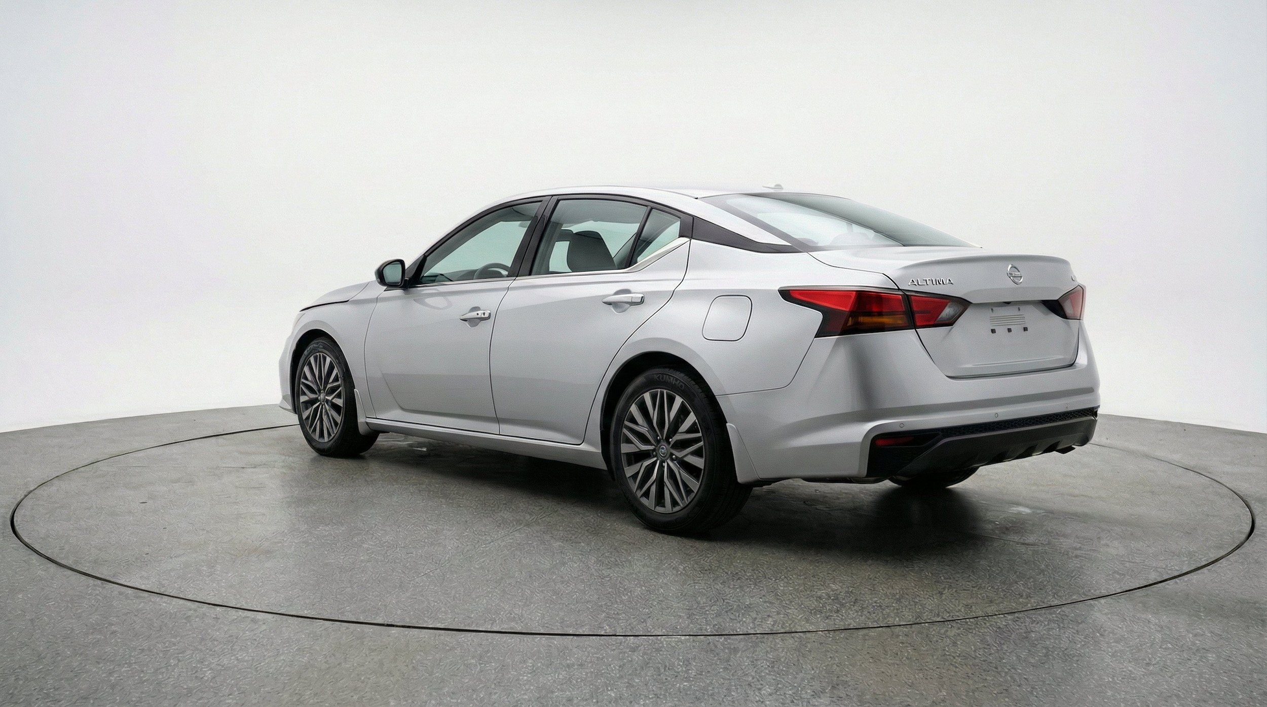 Thumbnail: 2025 Nissan Altima - 6