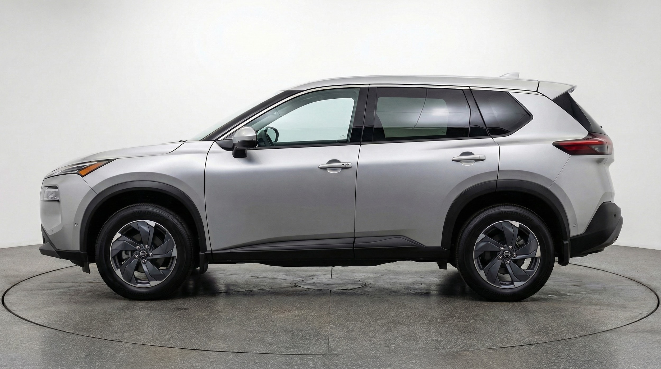 Thumbnail: 2025 Nissan Rogue - 4