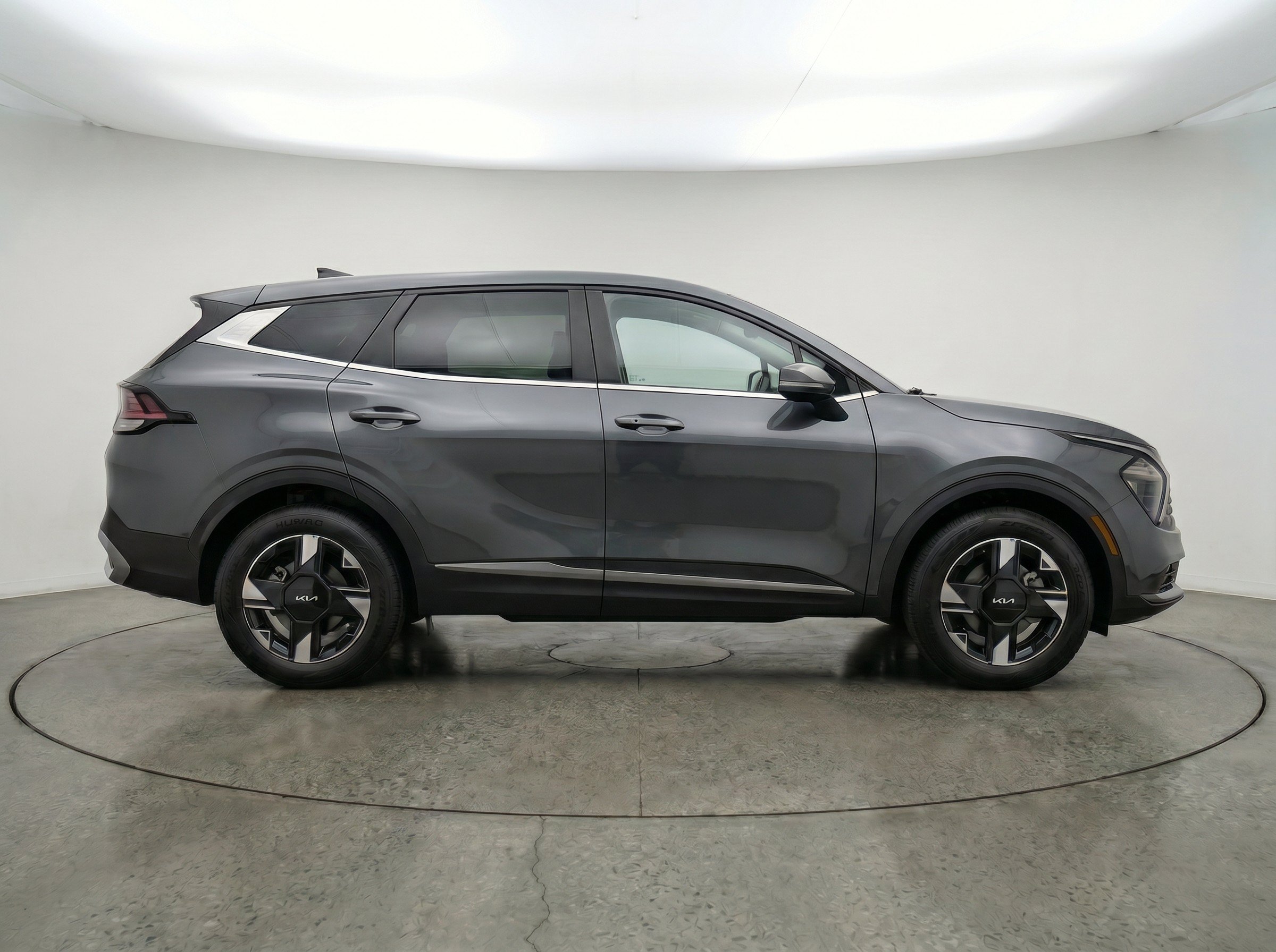 Thumbnail: 2026 Kia Sportage - 10