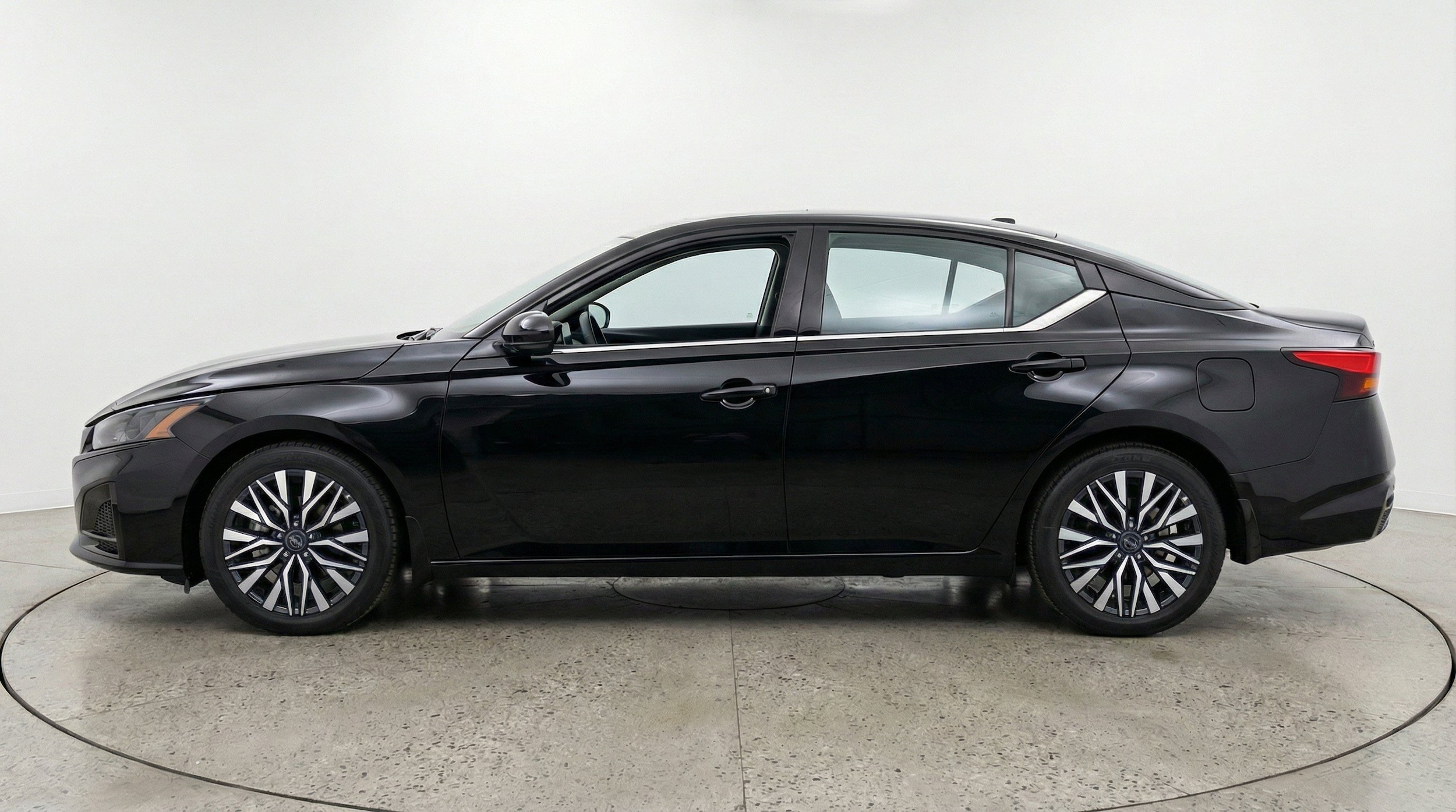 Thumbnail: 2026 Nissan Altima - 5