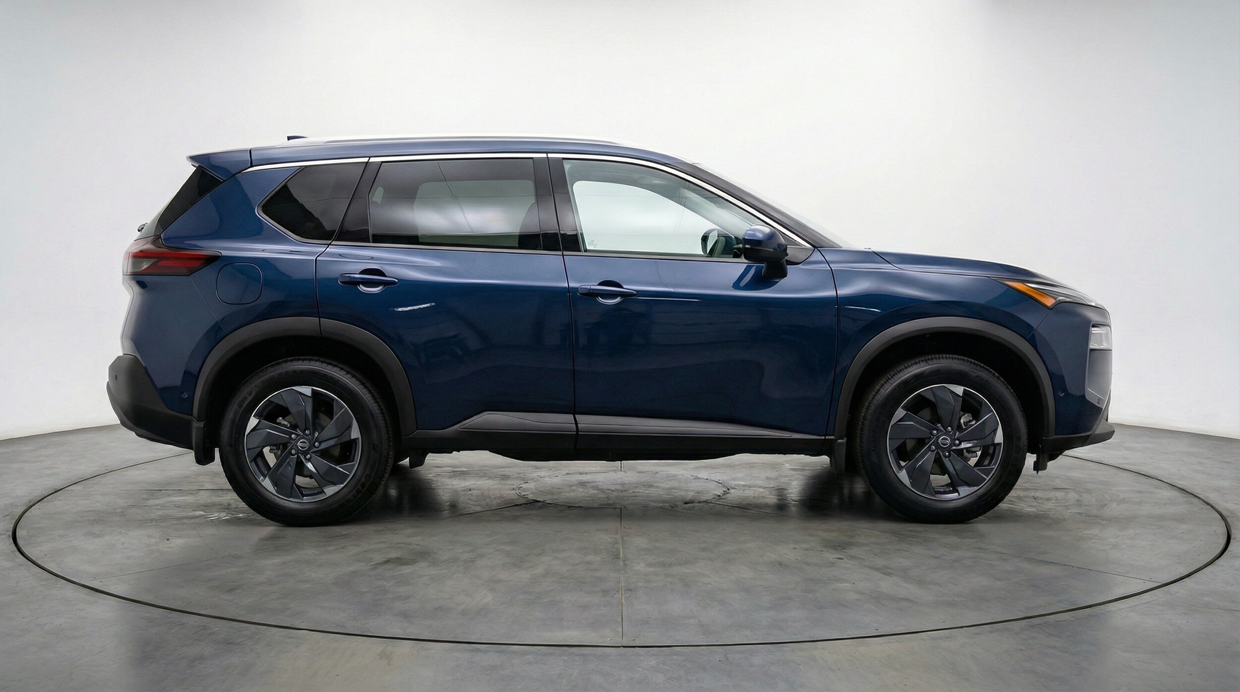 Thumbnail: 2025 Nissan Rogue - 4