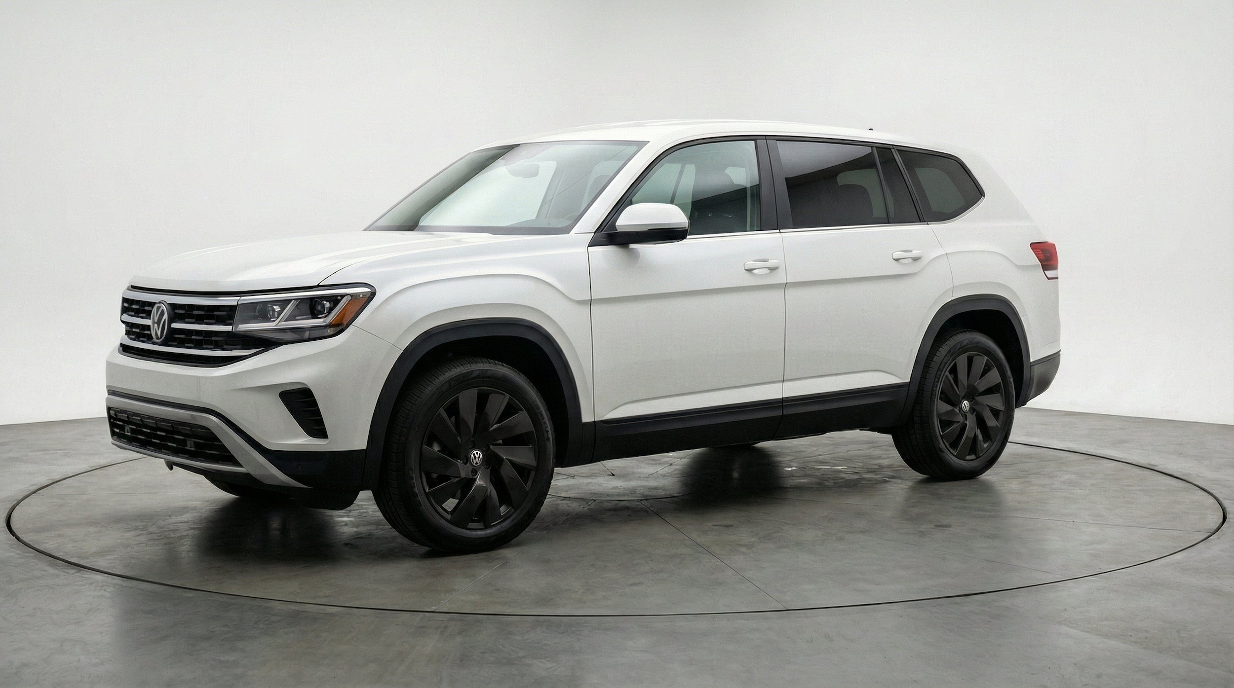 Thumbnail: 2026 Volkswagen Atlas - 3