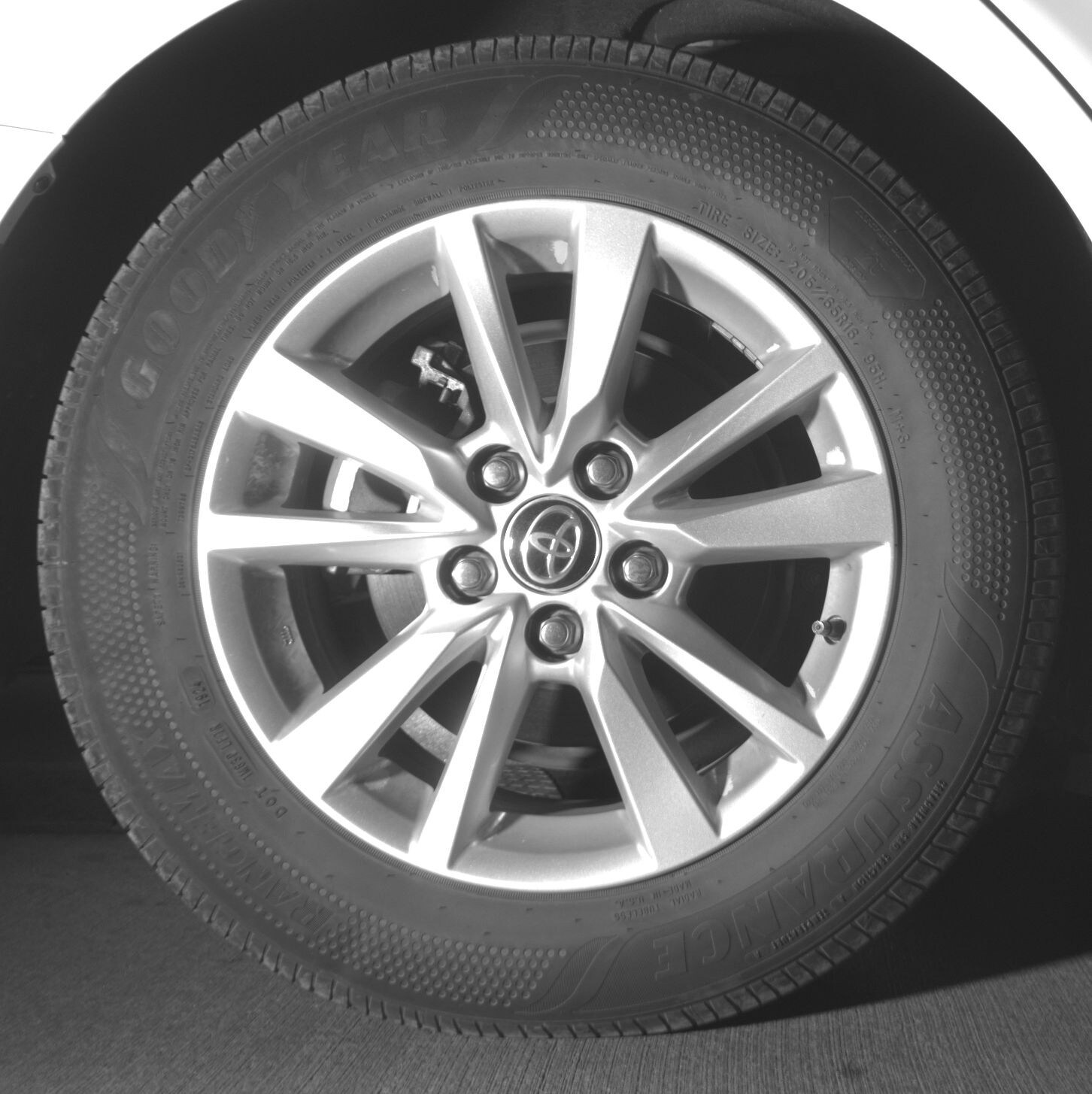 Thumbnail: 2025 Toyota Camry - 12