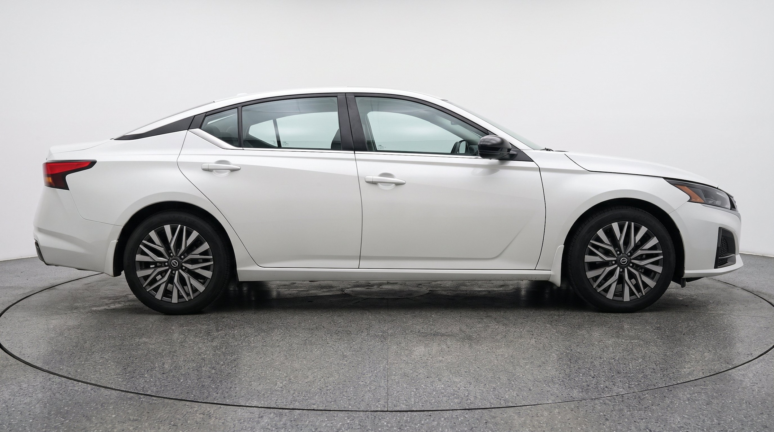Thumbnail: 2025 Nissan Altima - 11
