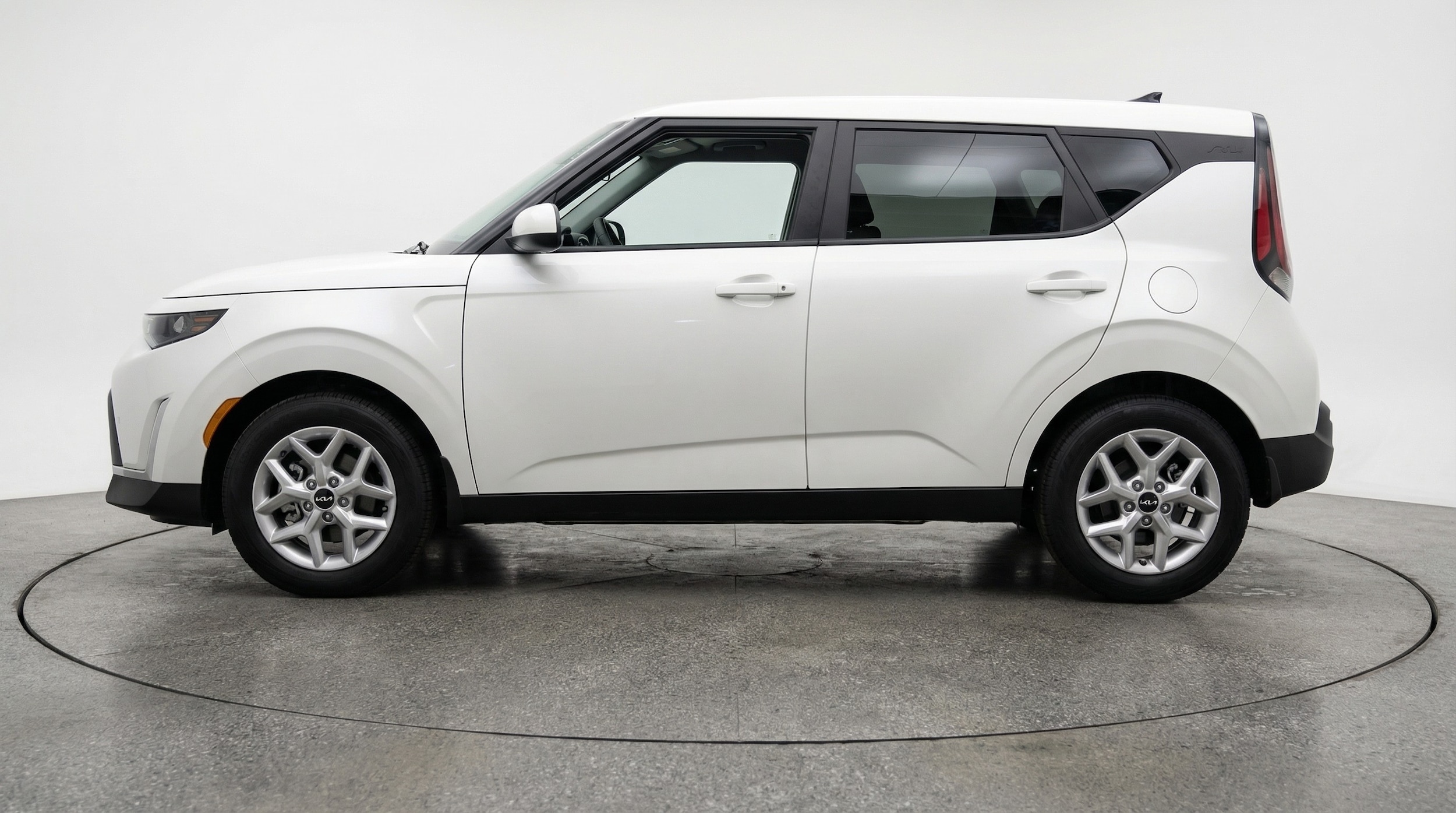 Thumbnail: 2025 Kia Soul - 4