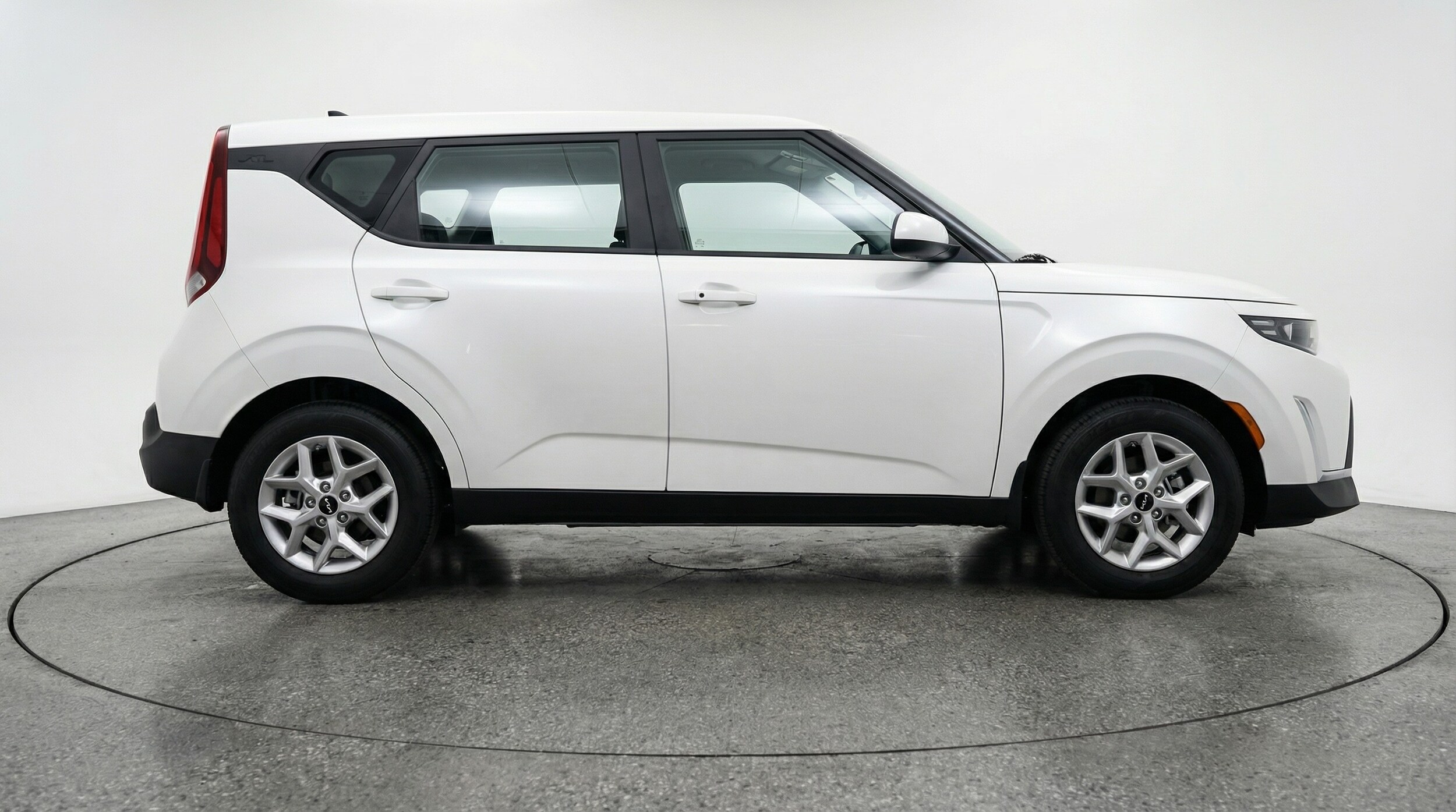 Thumbnail: 2025 Kia Soul - 8