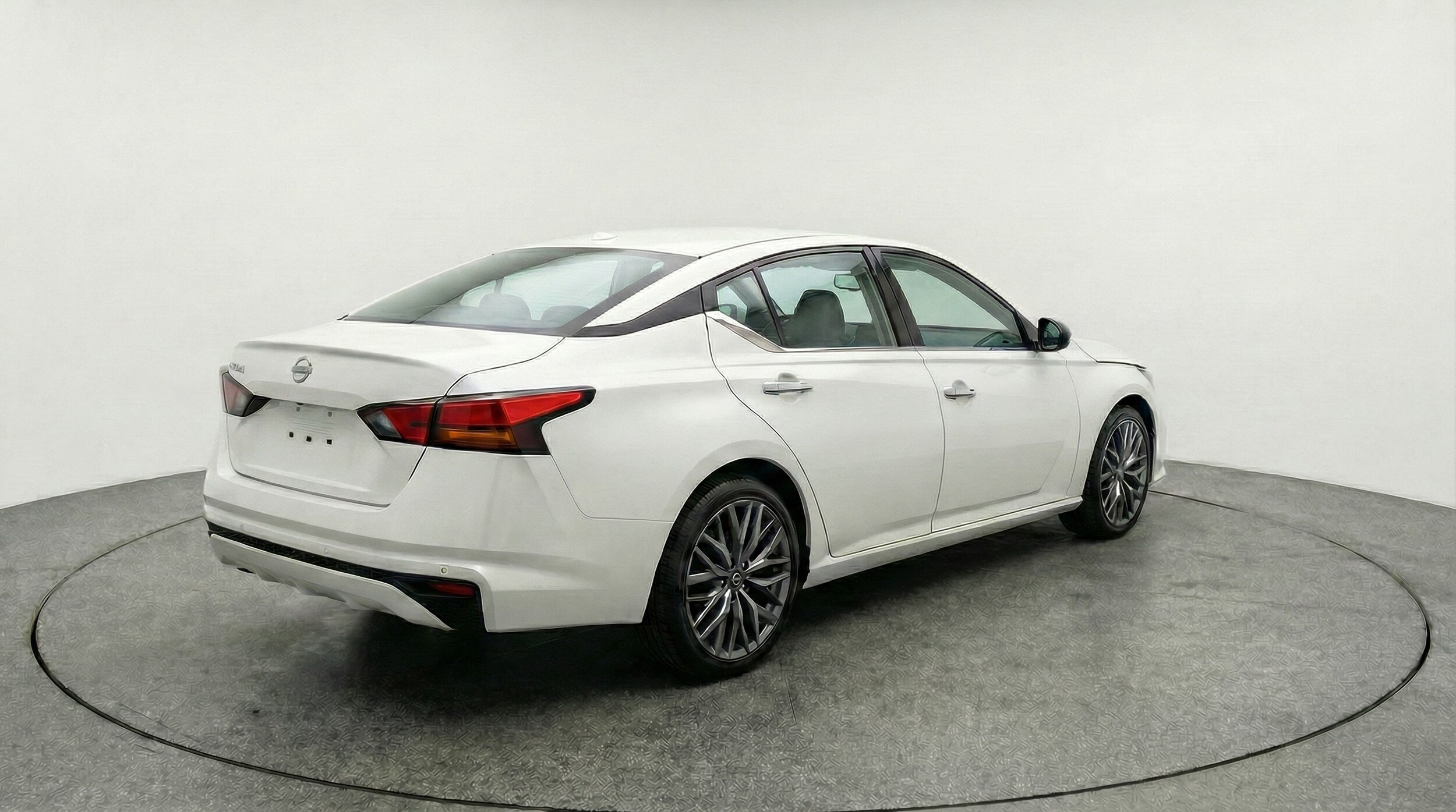 Thumbnail: 2025 Nissan Altima - 7