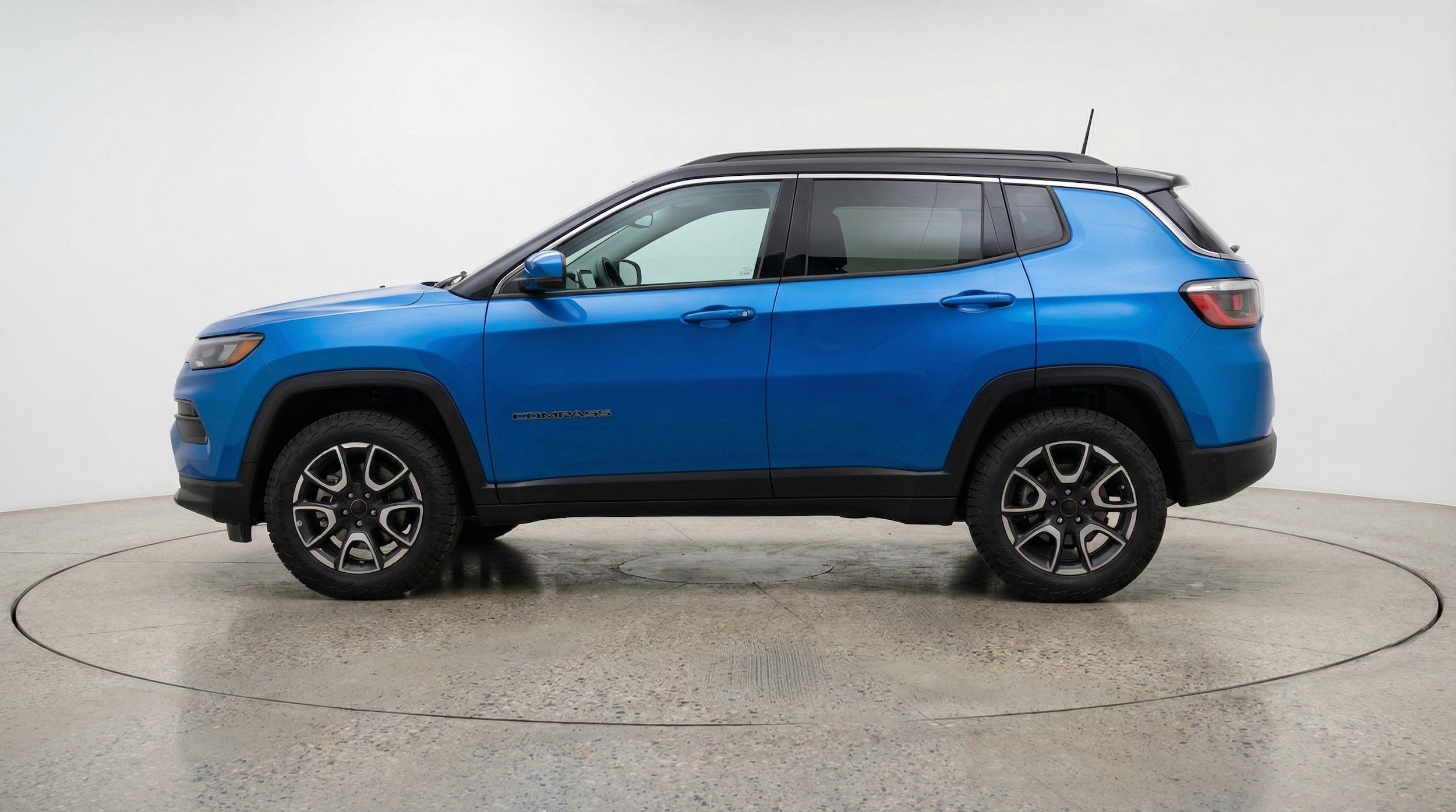 Thumbnail: 2025 Jeep Compass - 3
