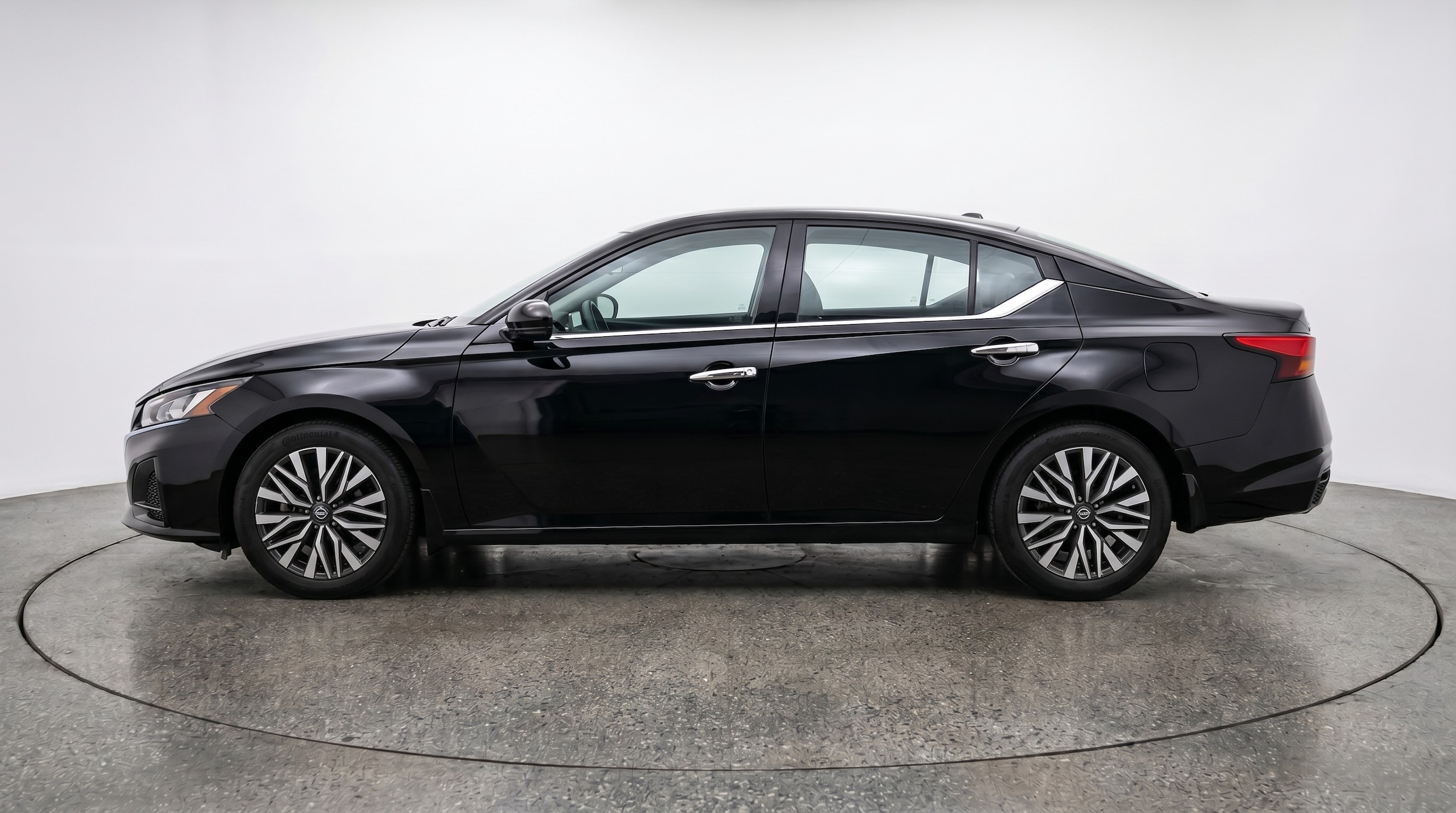 Thumbnail: 2025 Nissan Altima - 4