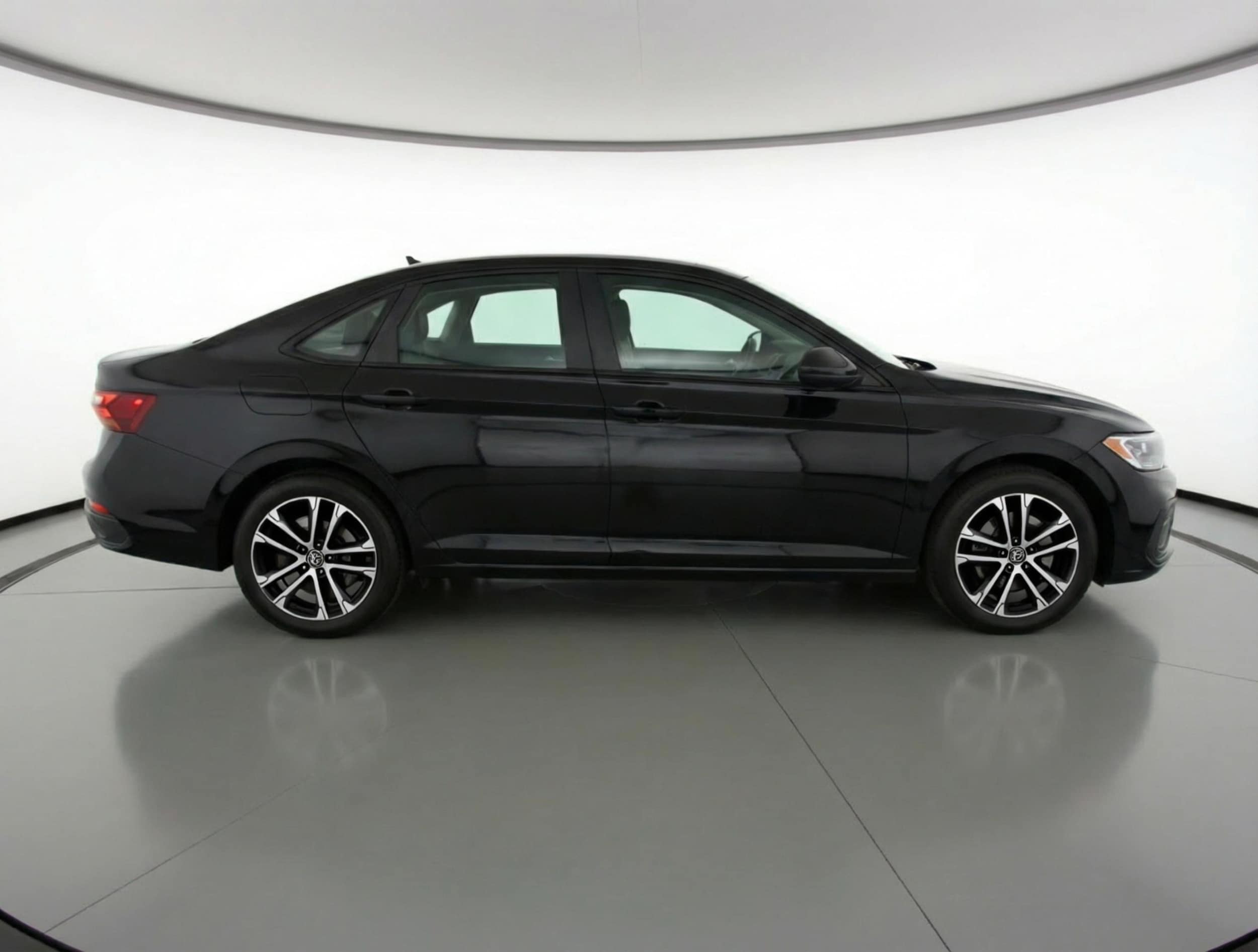 Thumbnail: 2025 Volkswagen Jetta - 8