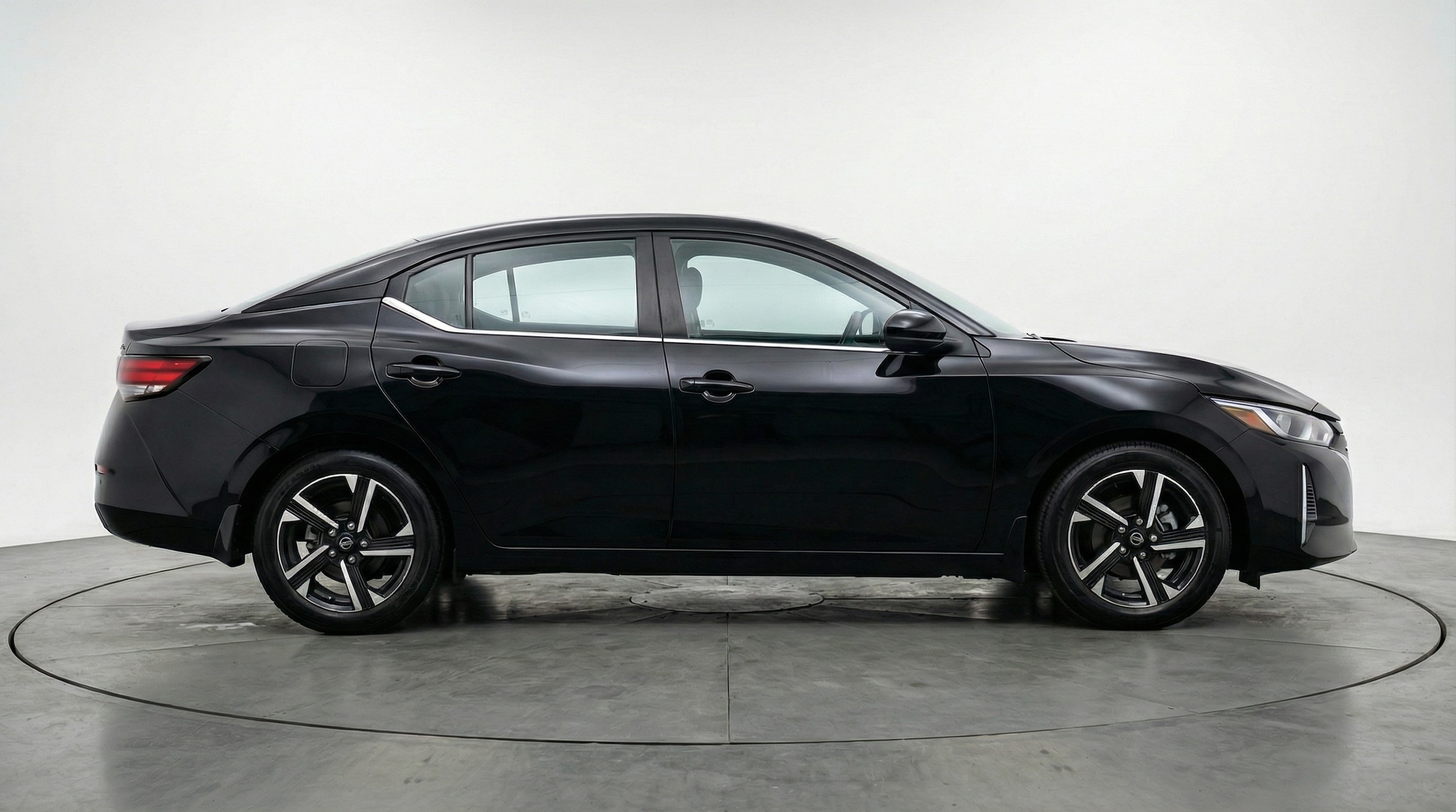 Thumbnail: 2025 Nissan Sentra - 8