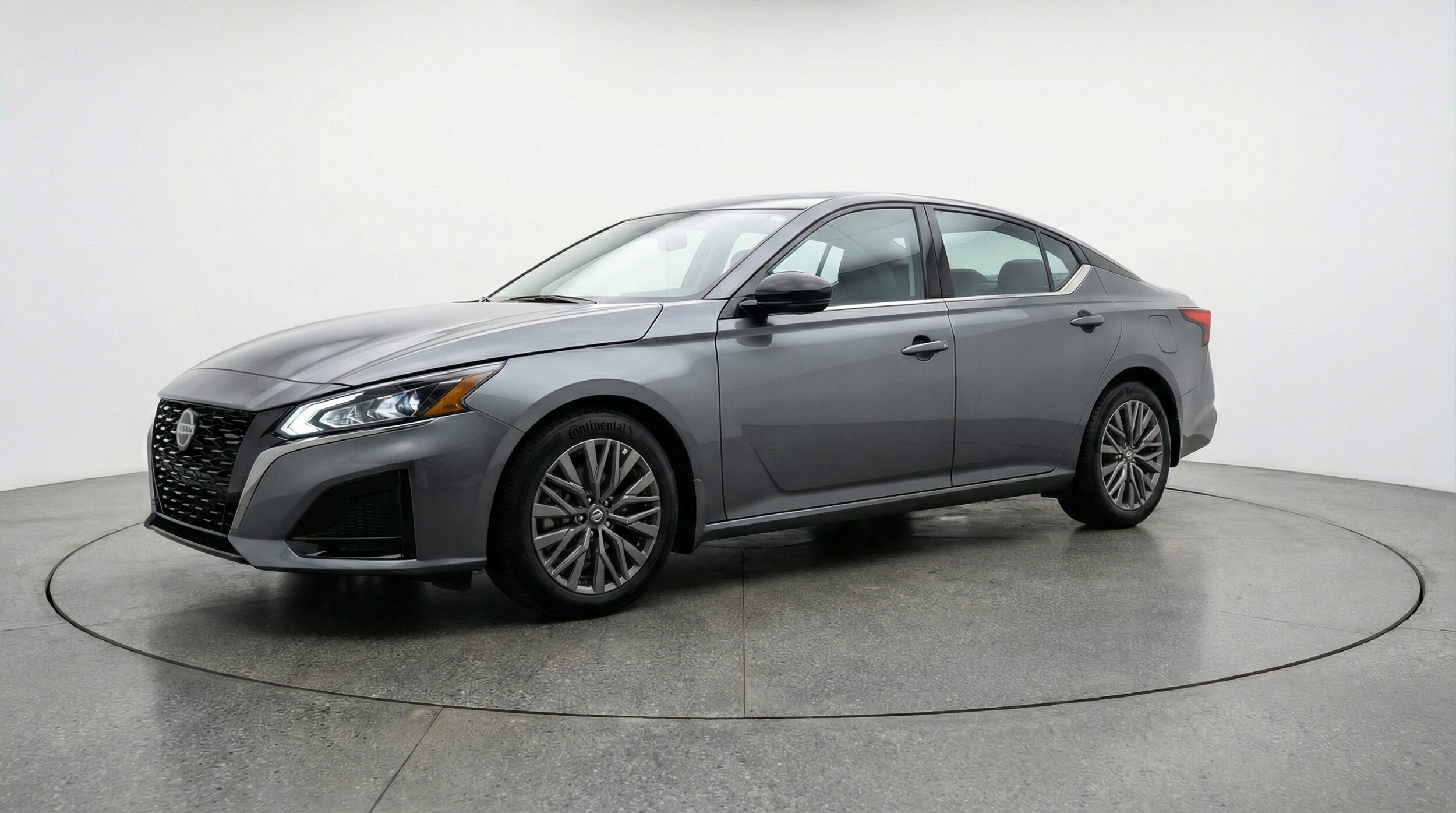 Thumbnail: 2025 Nissan Altima - 3