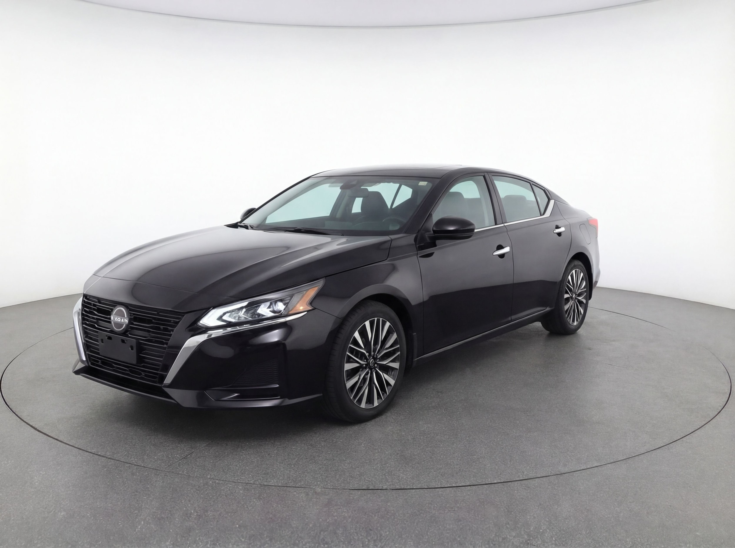 Thumbnail: 2024 Nissan Altima - 3