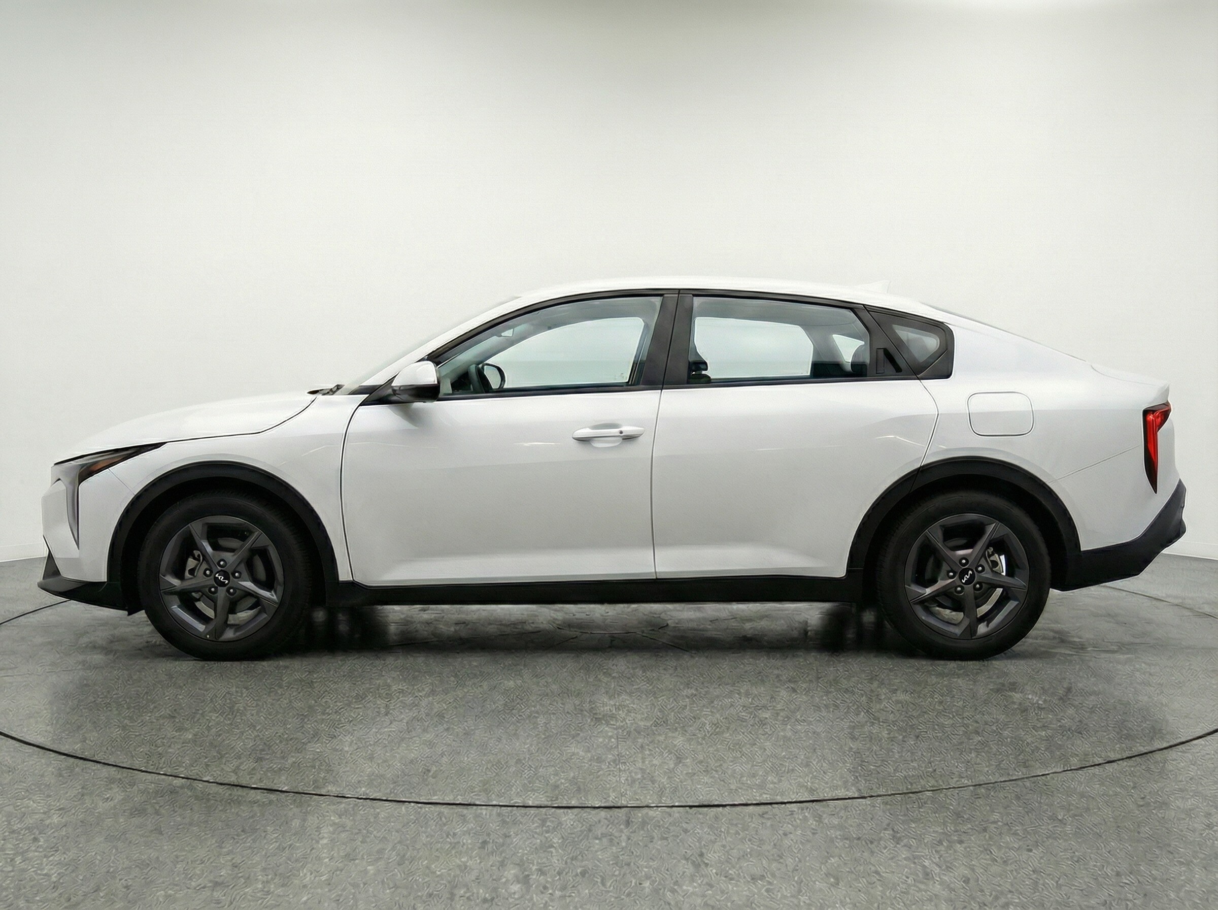 Thumbnail: 2025 Kia K4 - 4