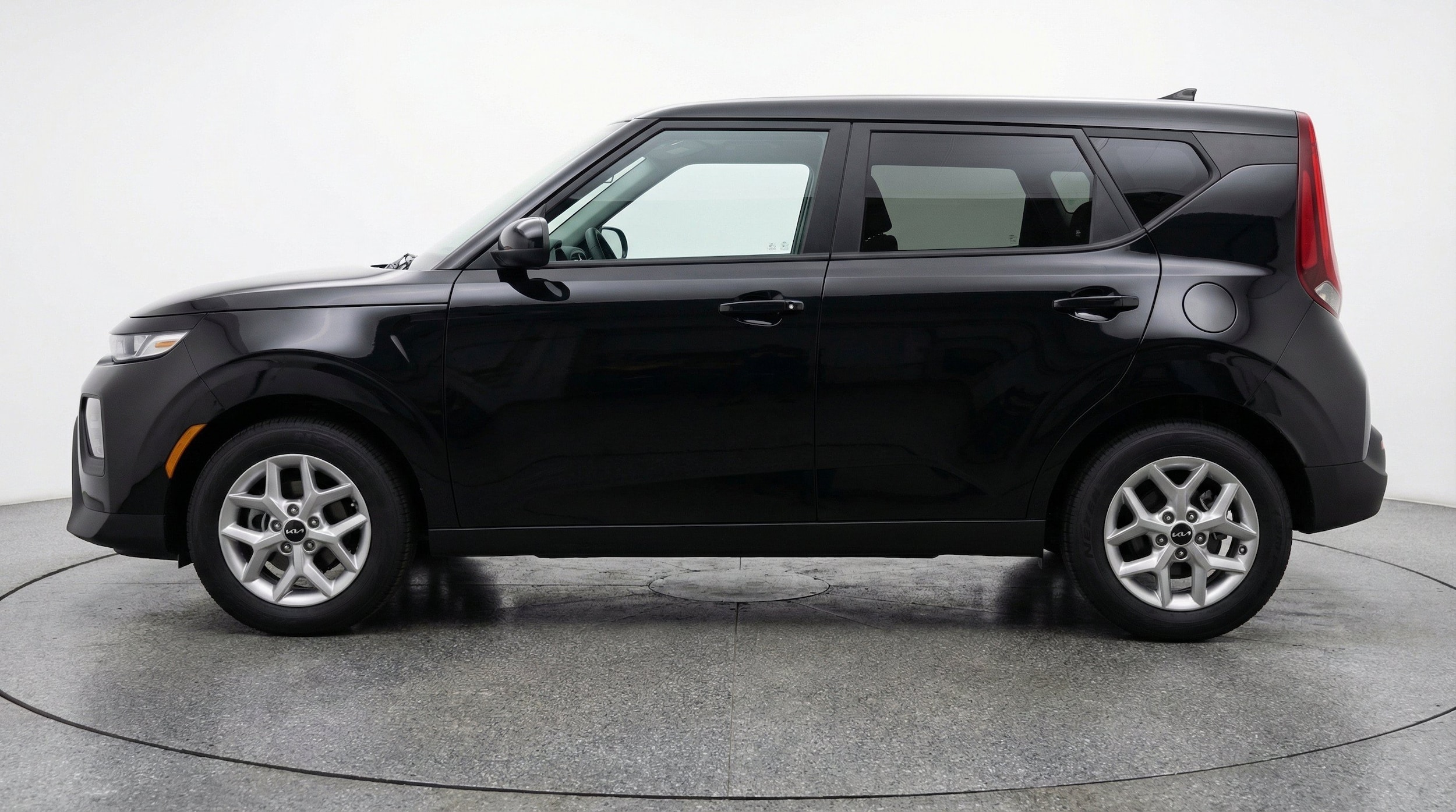 Thumbnail: 2025 Kia Soul - 5