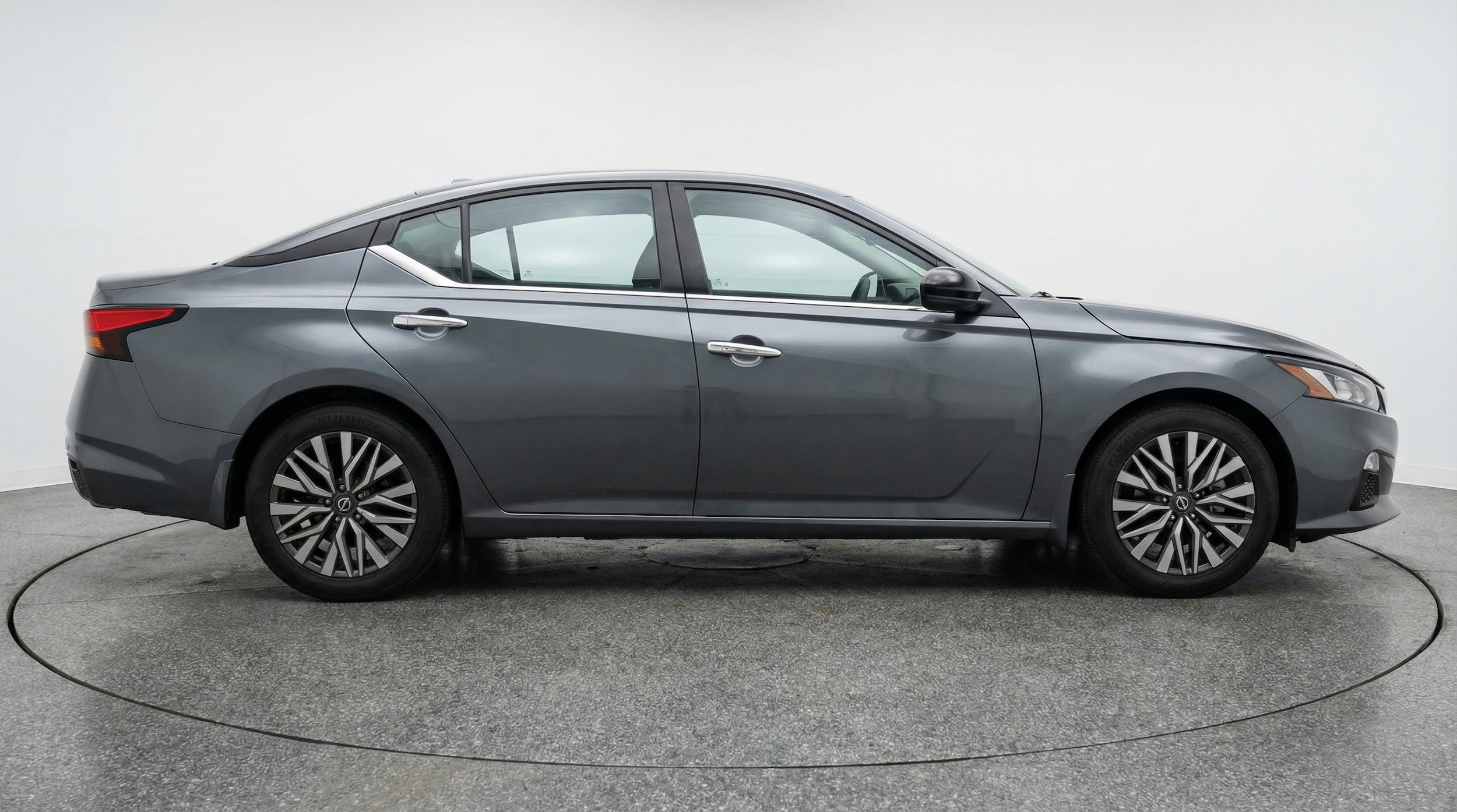 Thumbnail: 2025 Nissan Altima - 8