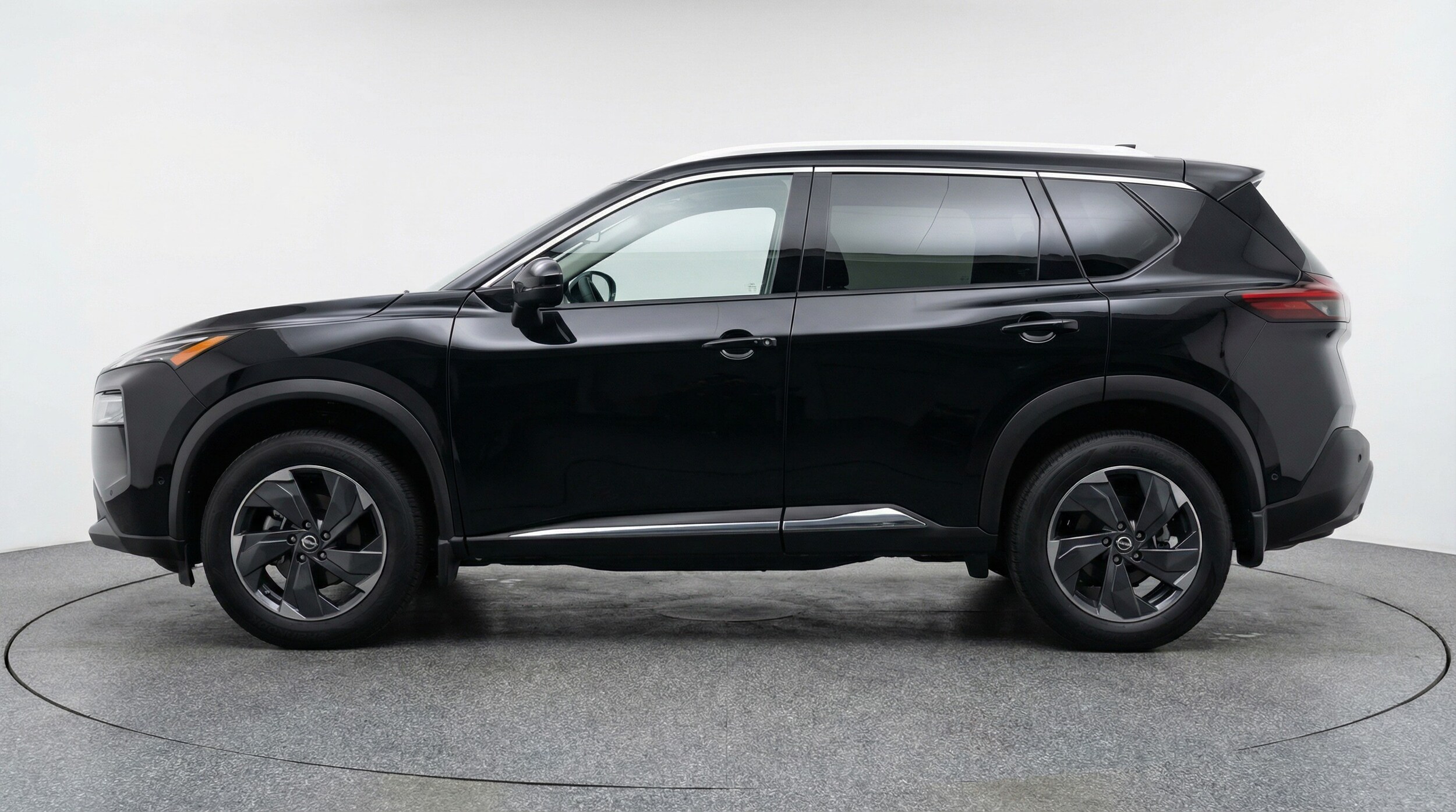 Thumbnail: 2025 Nissan Rogue - 4