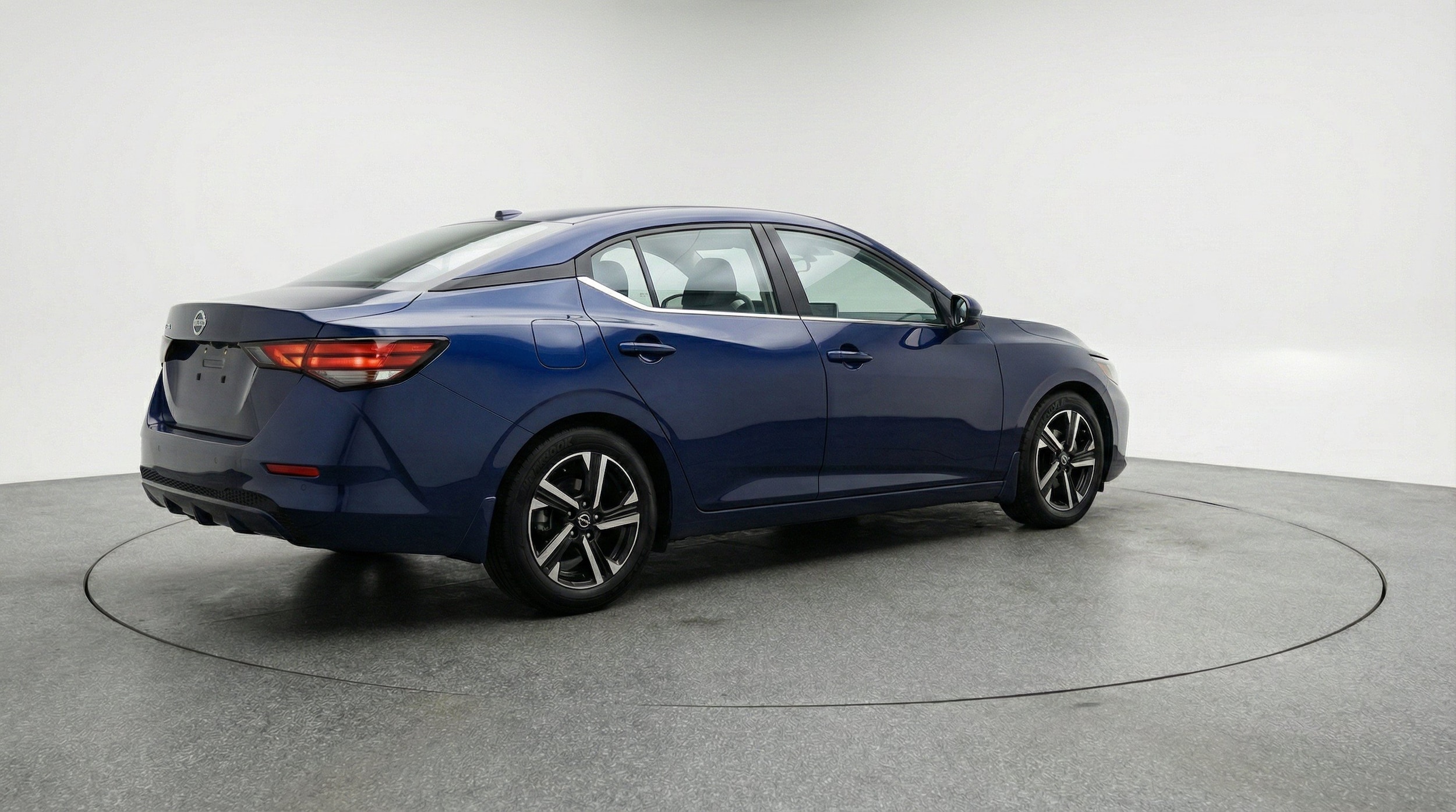 Thumbnail: 2025 Nissan Sentra - 9