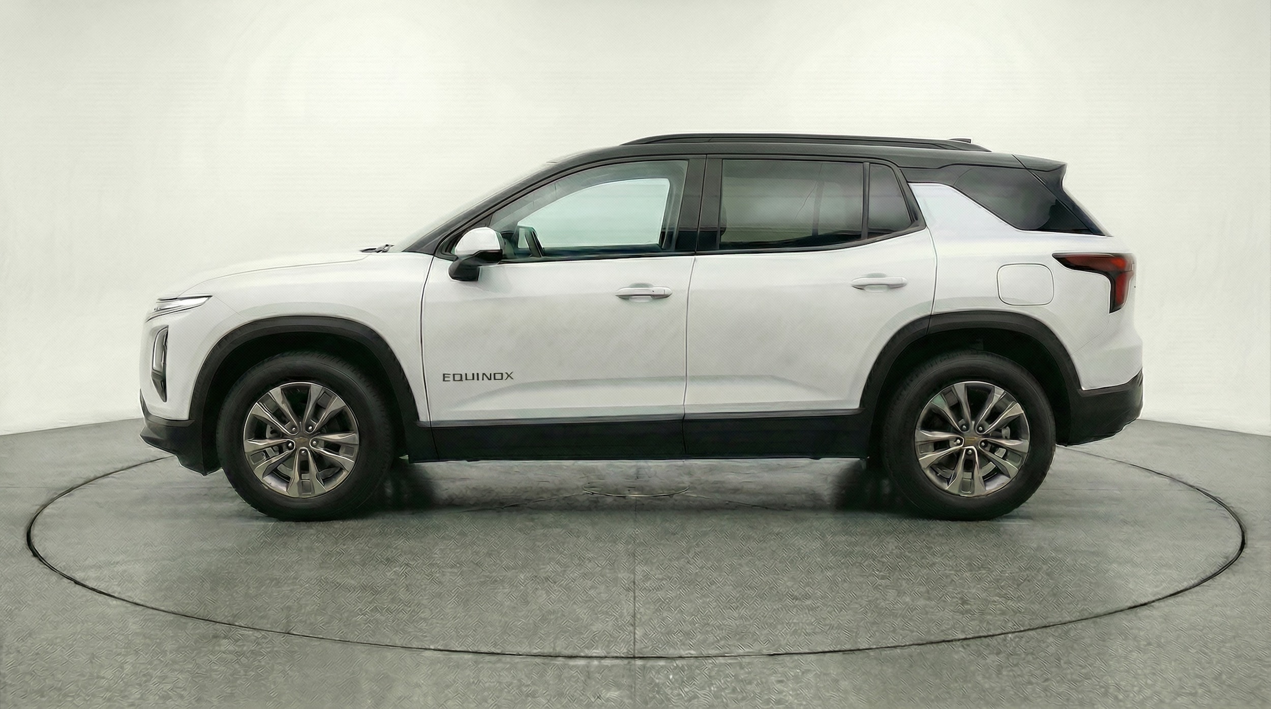 Thumbnail: 2025 Chevrolet Equinox - 4