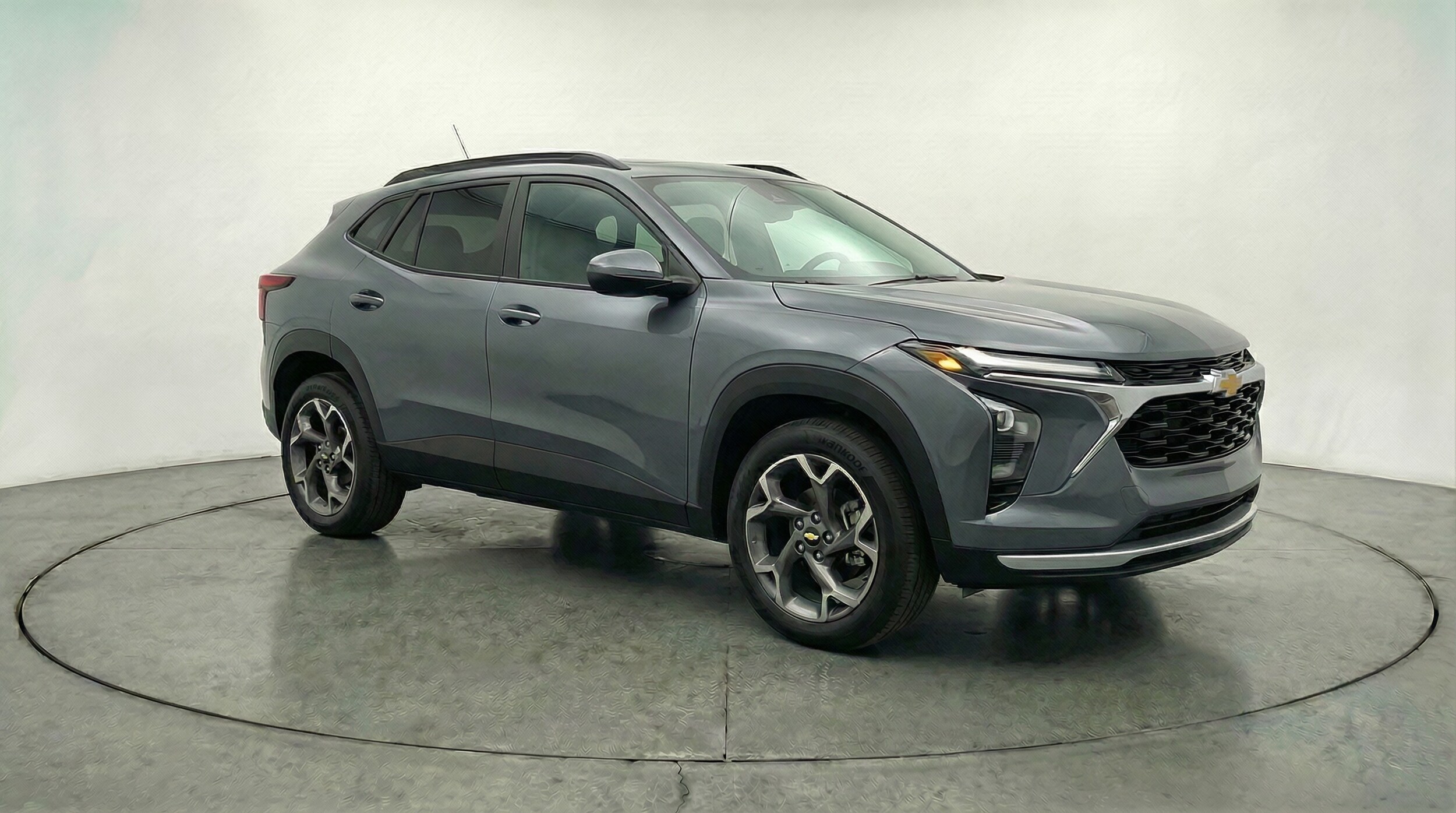 Thumbnail: 2025 Chevrolet Trax - 1